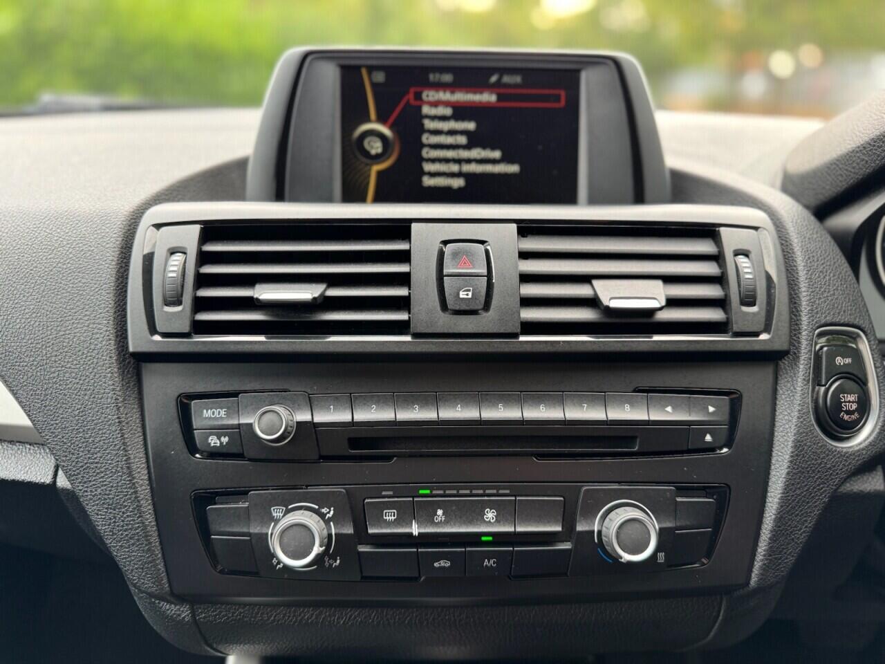 BMW 1 Series view 14