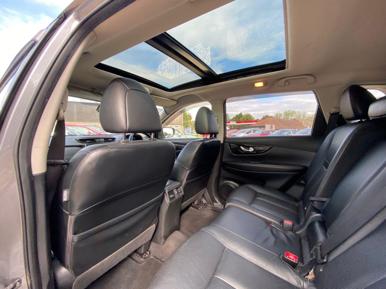 Nissan X-Trail view 16