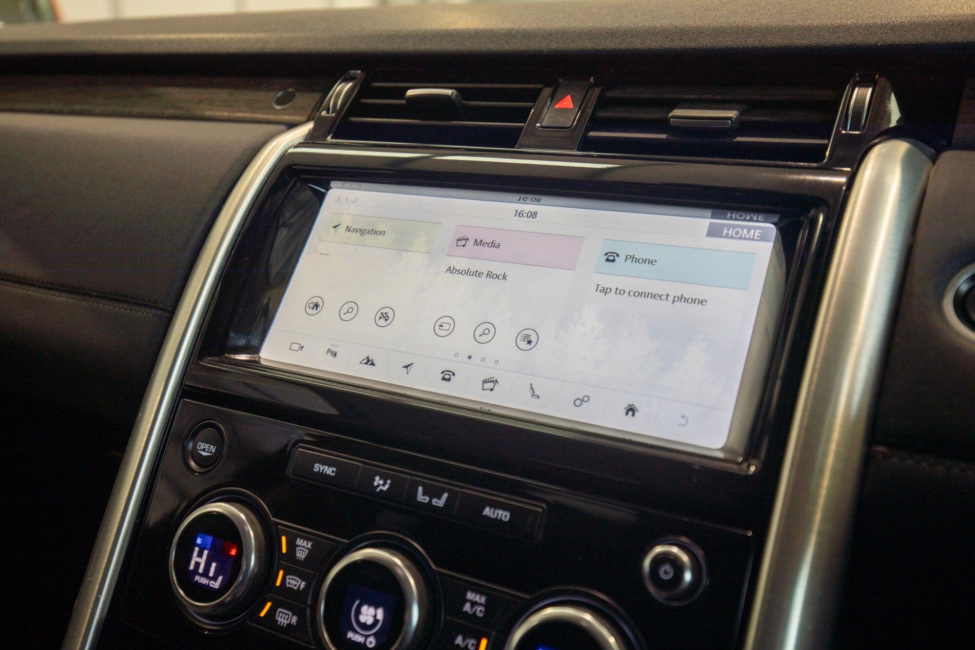 Land Rover Discovery view 23
