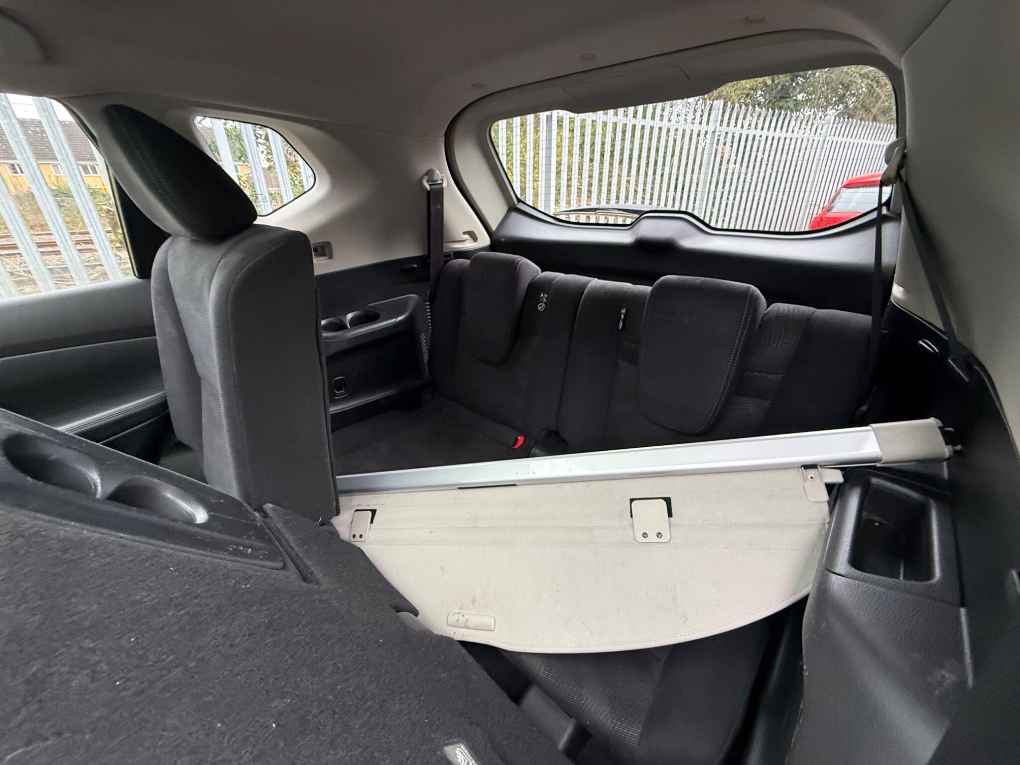 2017 Nissan X-Trail image 37