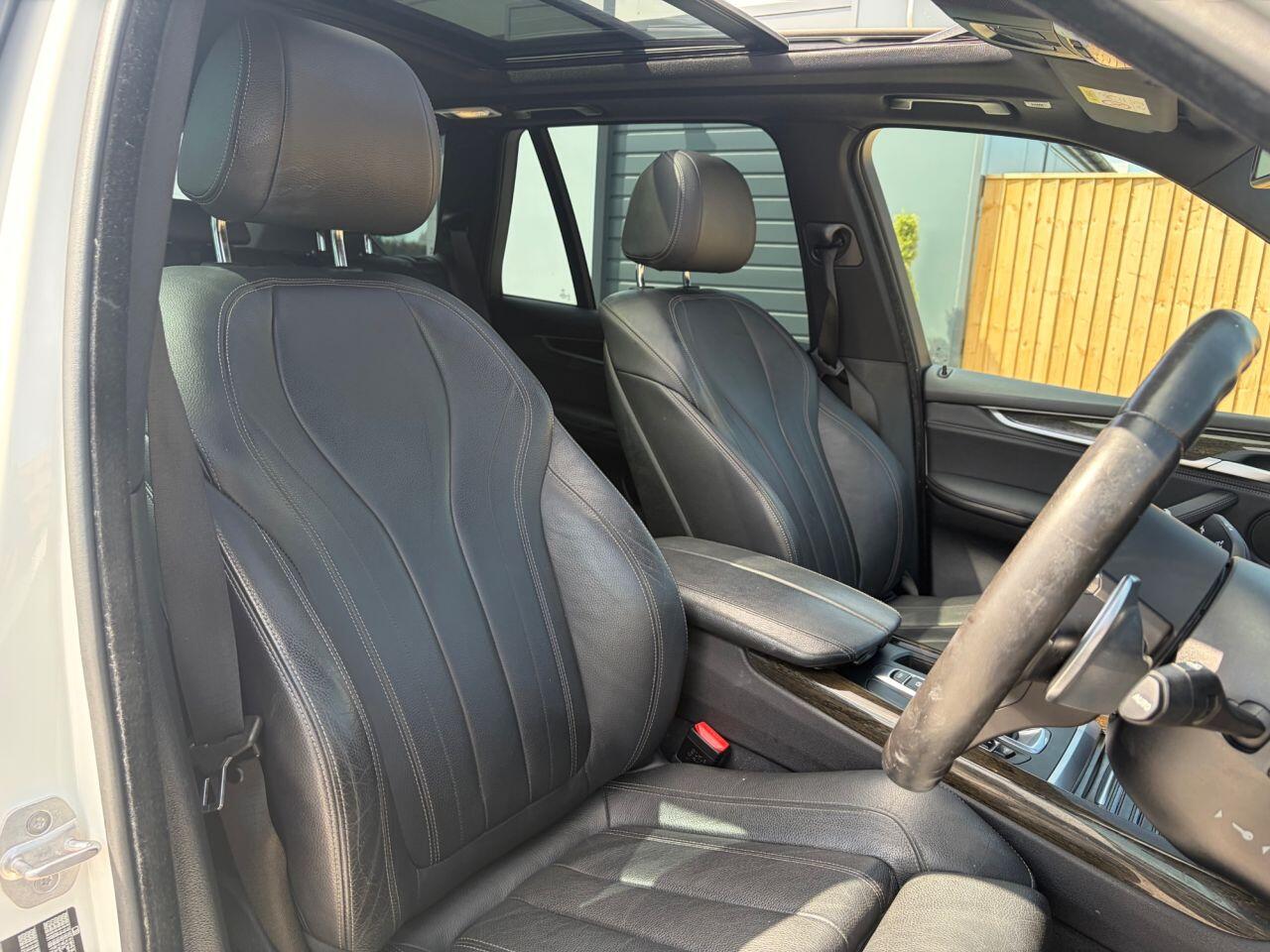 BMW X5 view 19