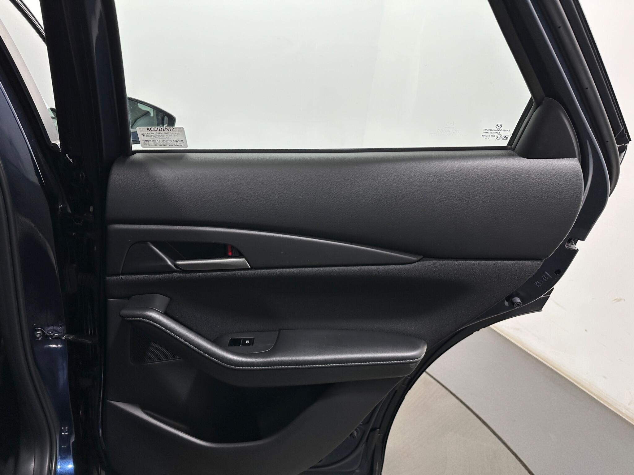 Mazda E-Skyactiv view 43
