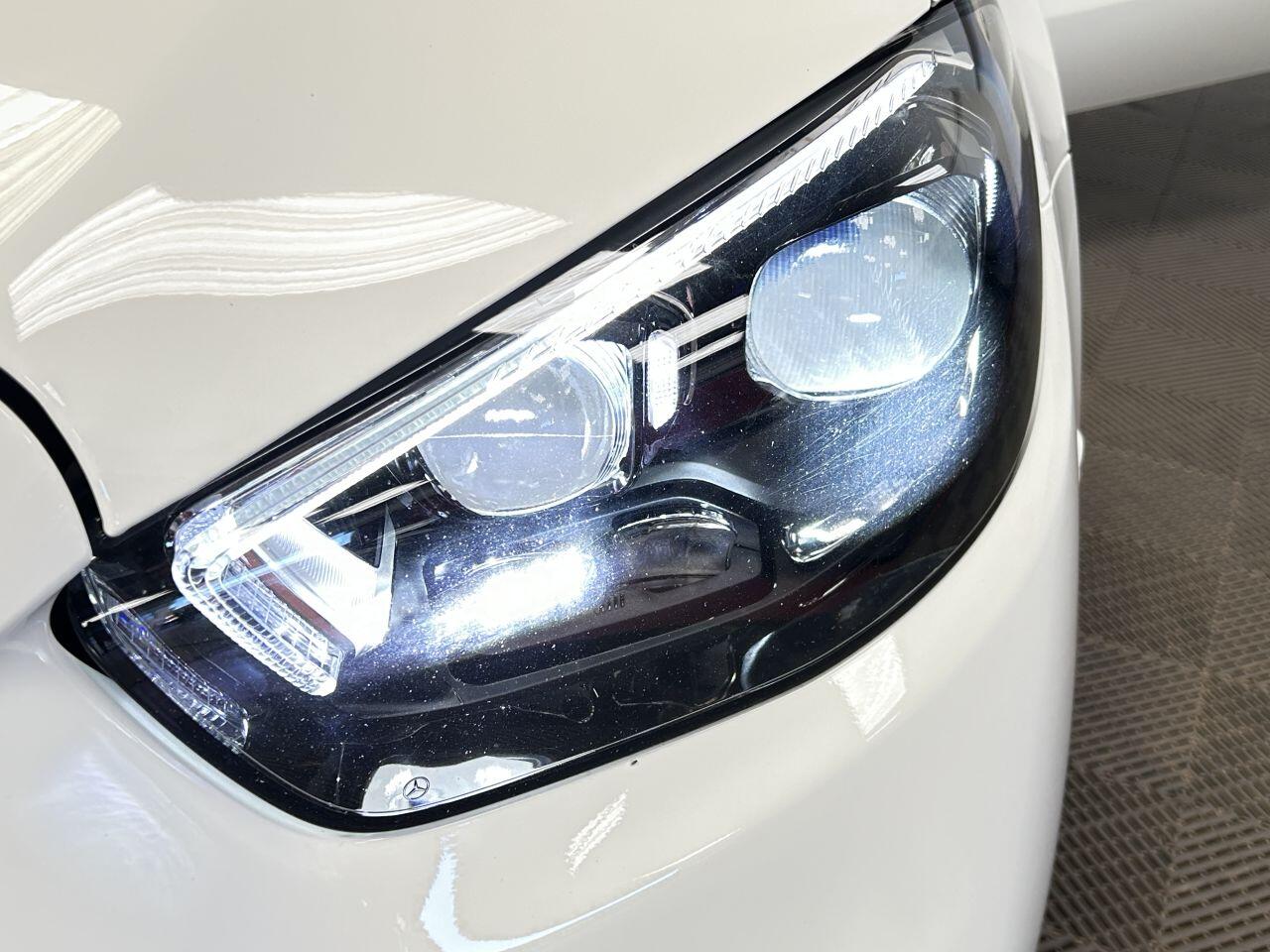 Mercedes-Benz E Class view 19