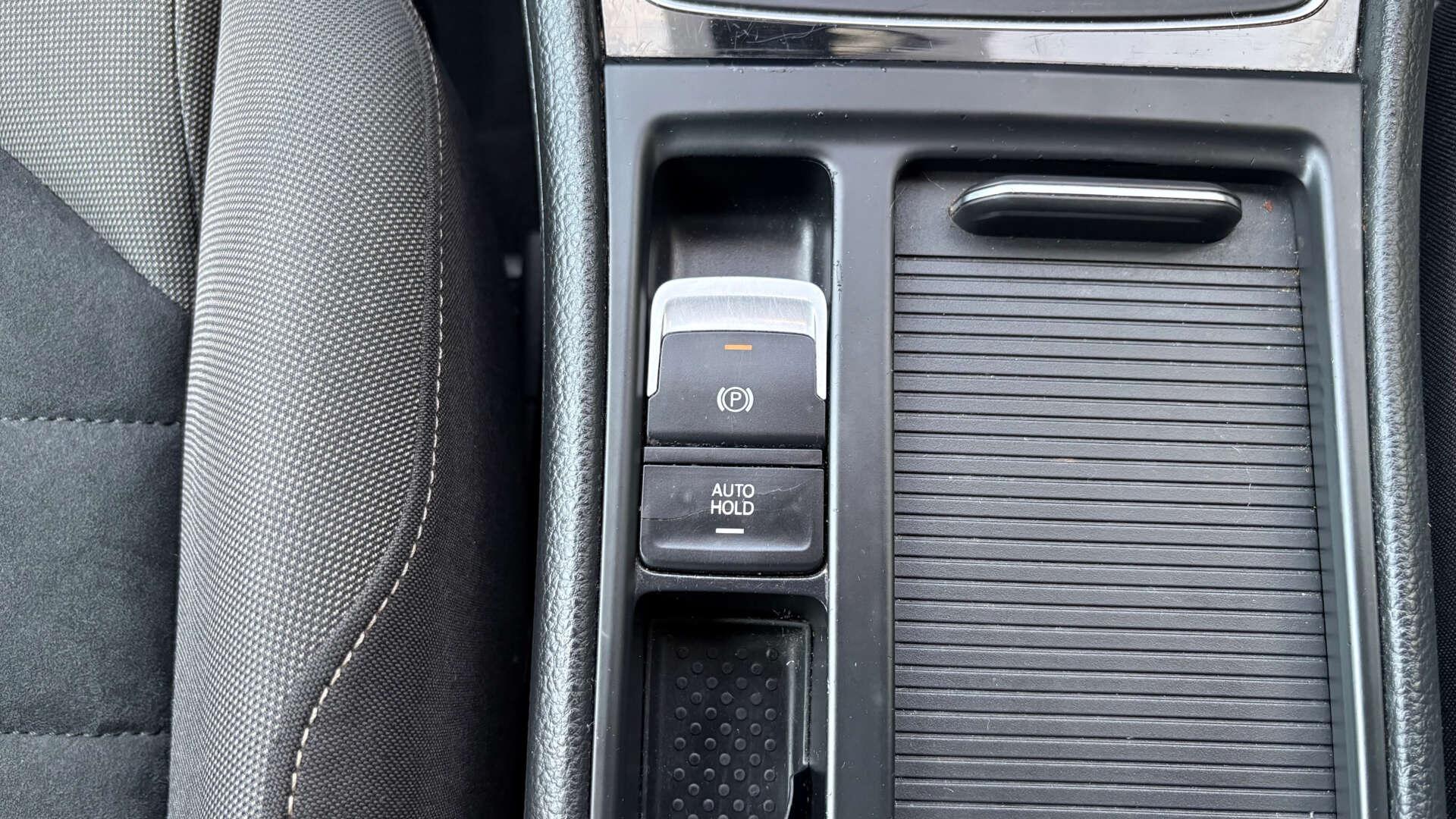 Volkswagen Golf view 36