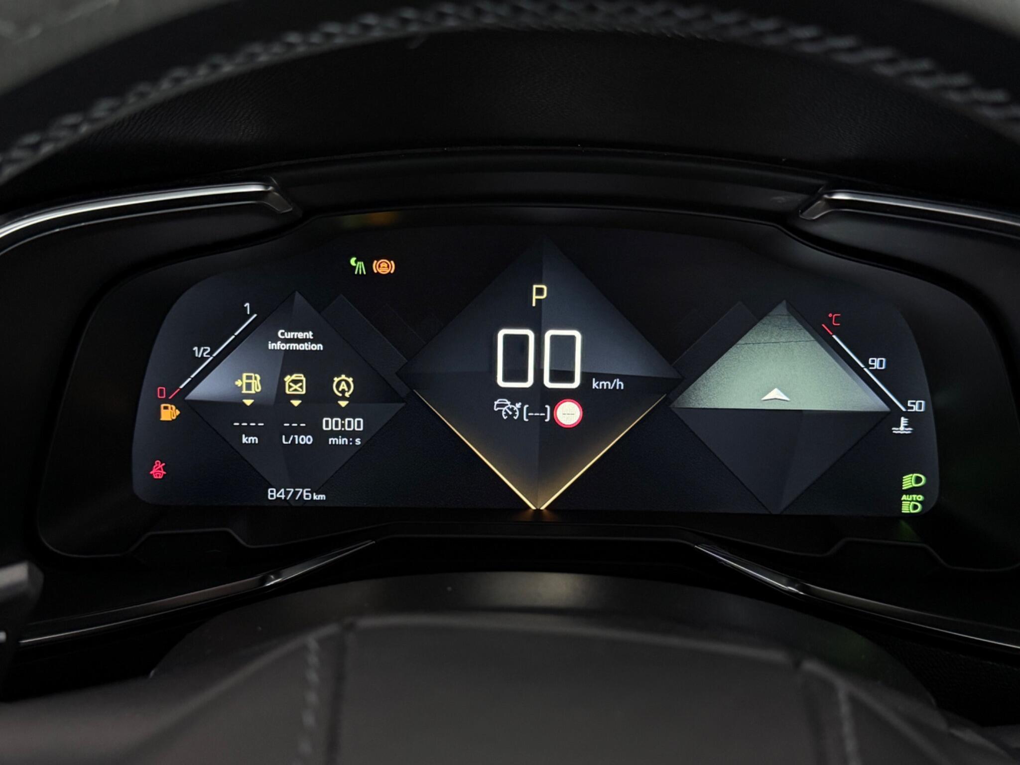 DS Automobiles DS 7 Crossback view 17