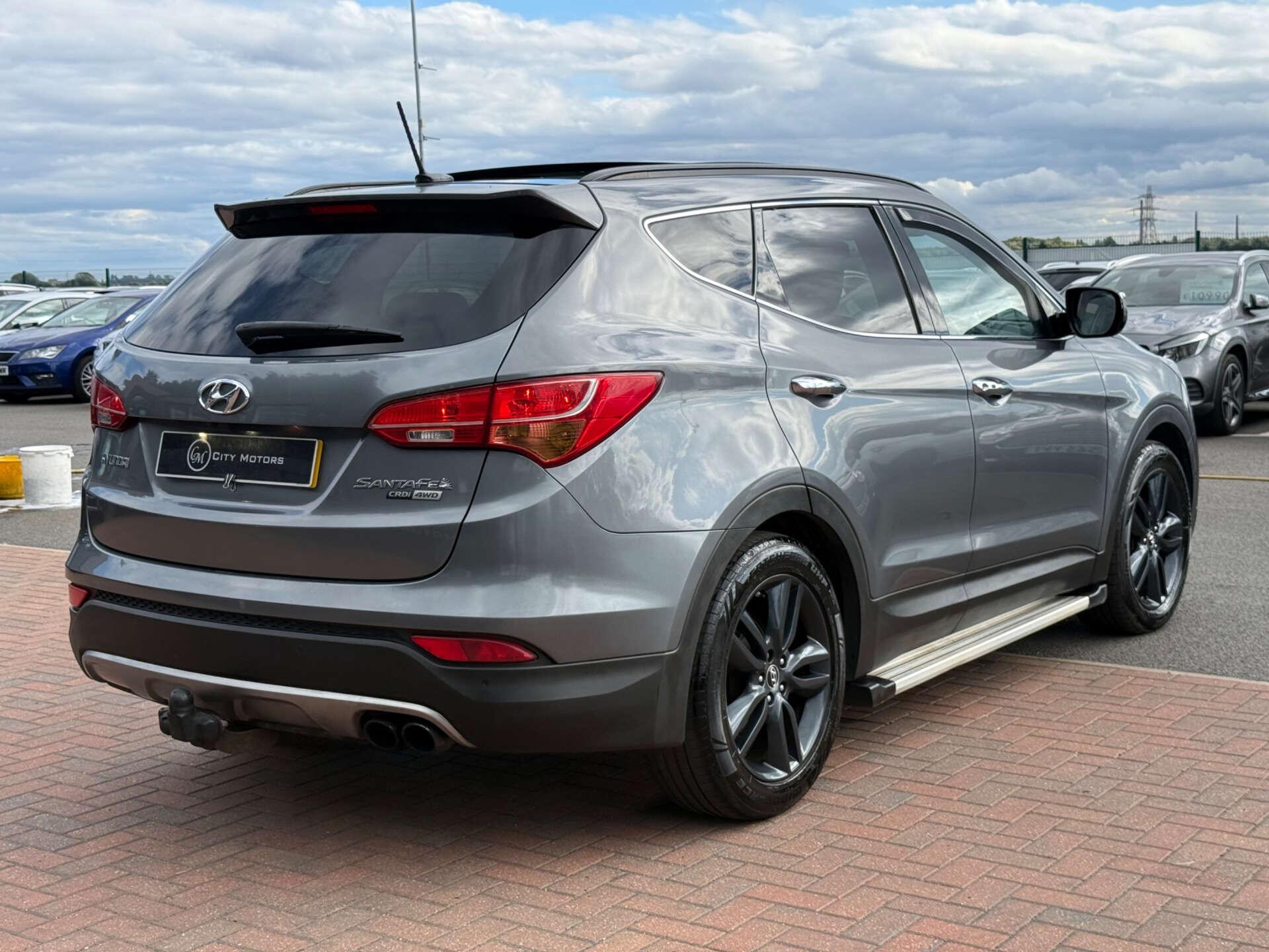 Hyundai Santa FE view 20