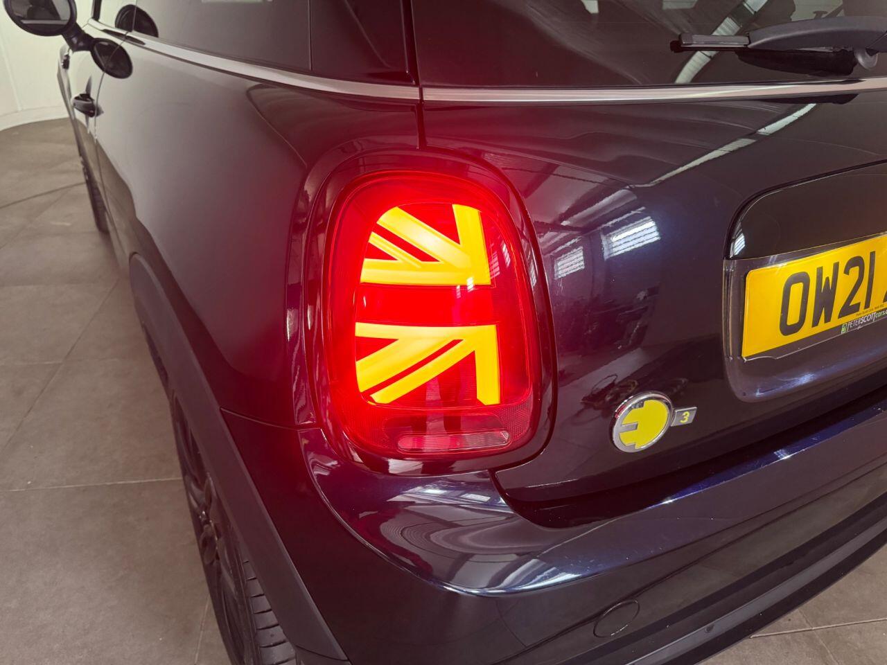Mini Electric Hatch view 16