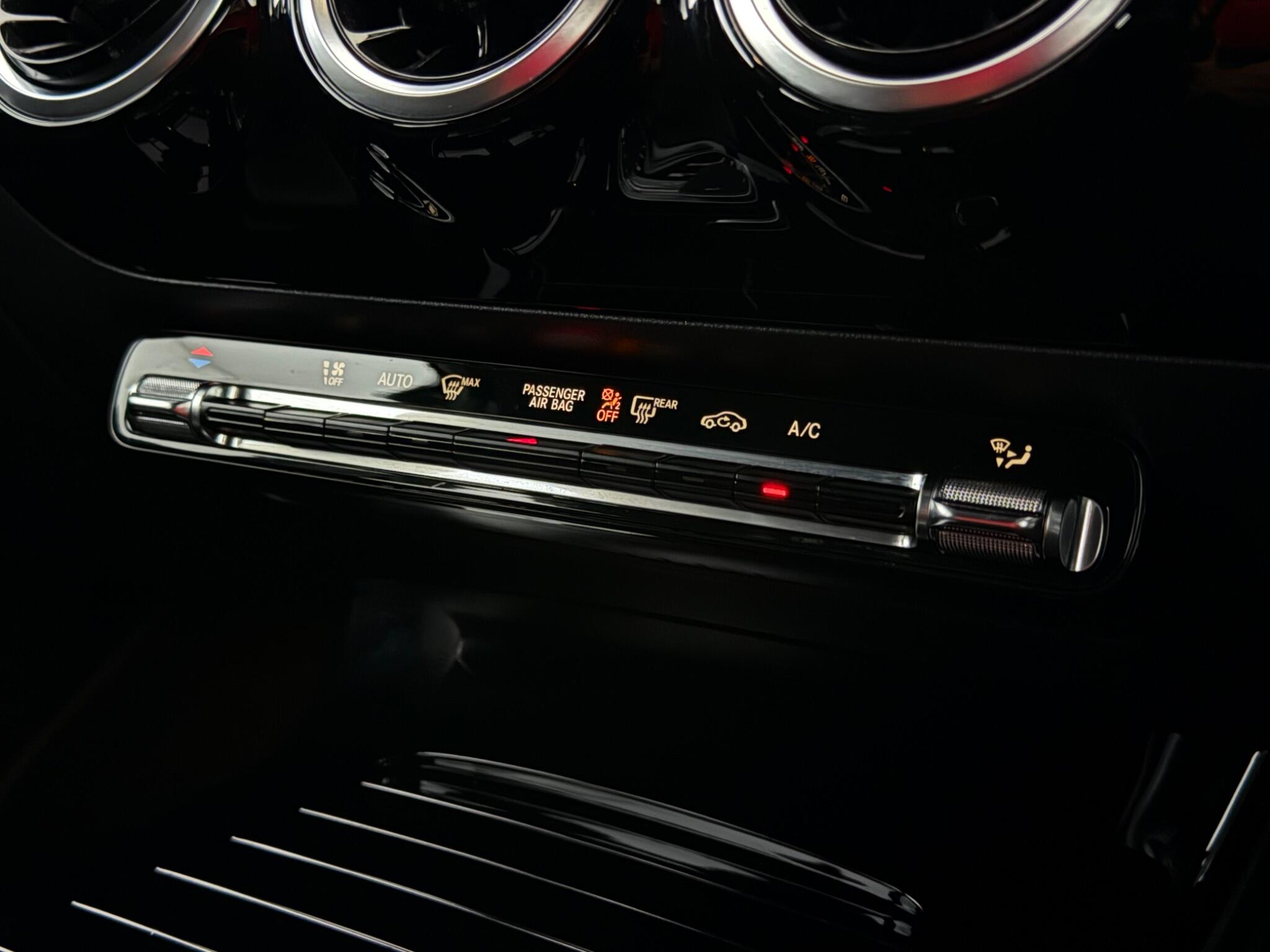 Mercedes-Benz A-Class view 23