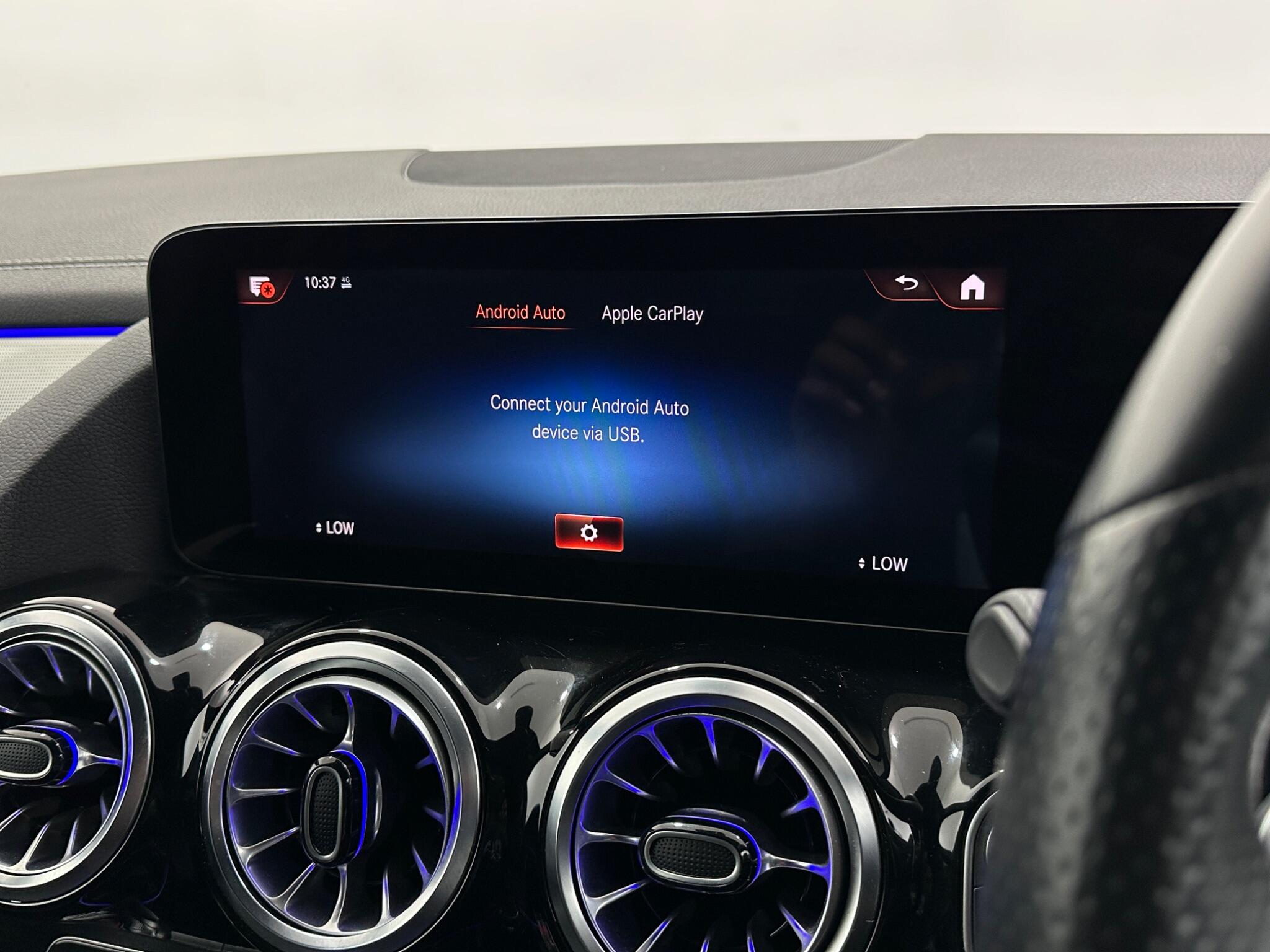 Mercedes-Benz B-Class view 27