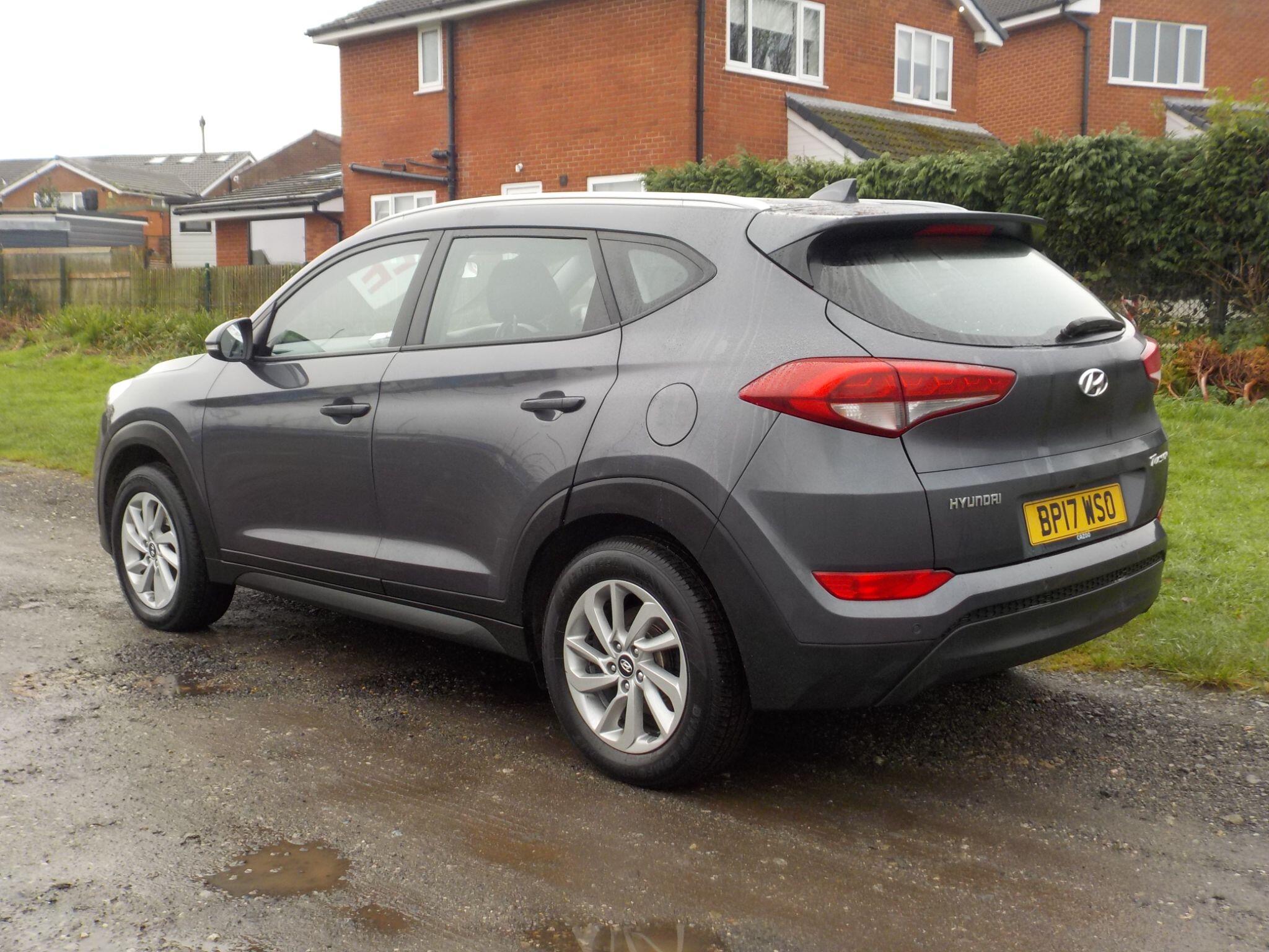 Hyundai TUCSON 1.7 CRDi Blue Drive SE Nav Euro 6 (s/s) 5dr