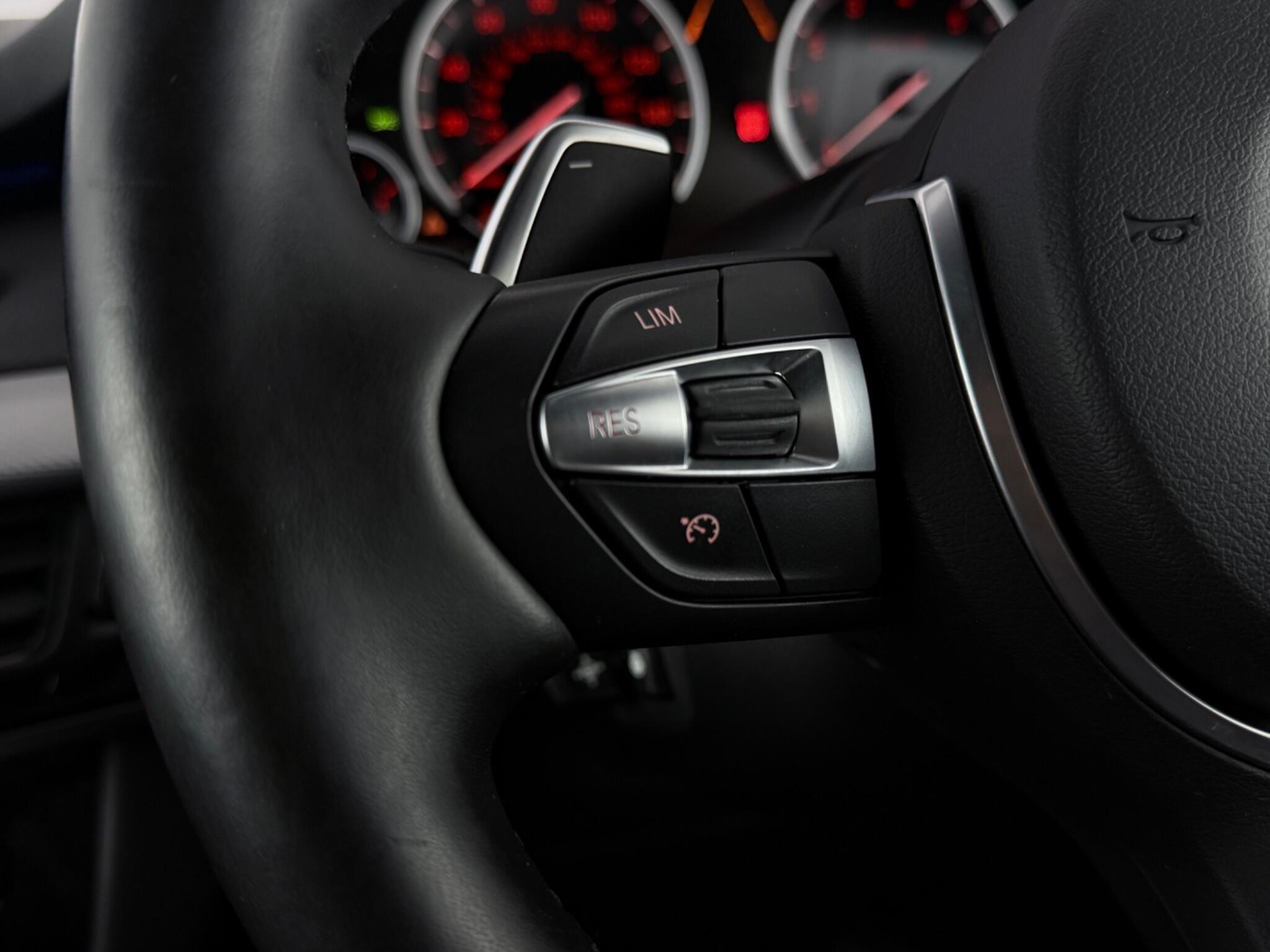 BMW X5 view 14