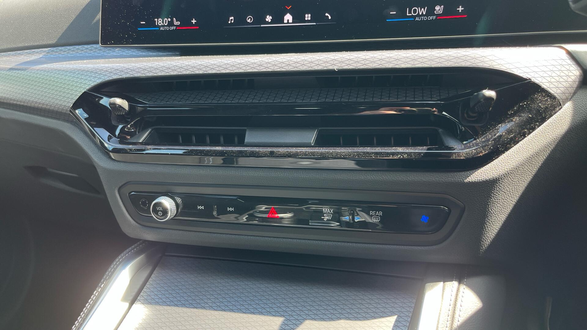 BMW i4 view 50
