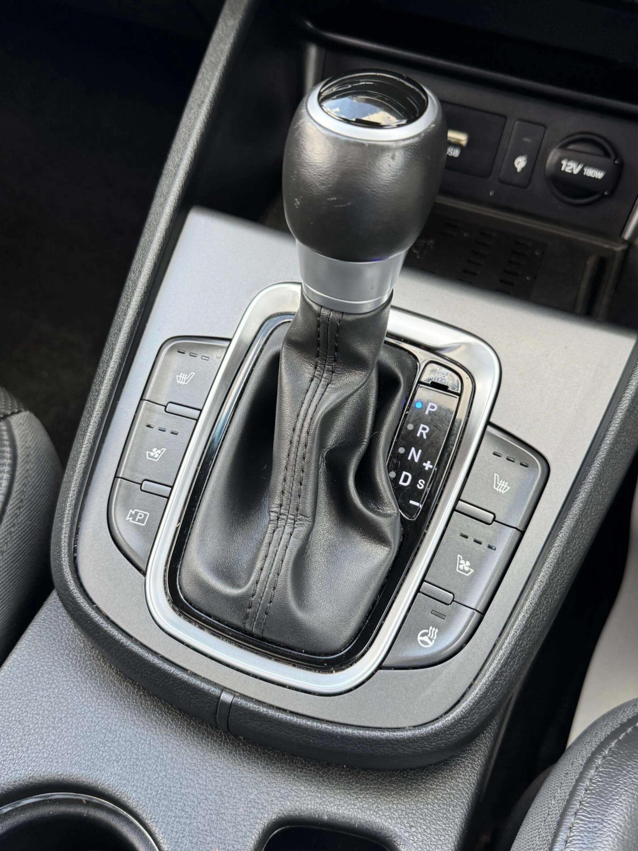 Hyundai Kona view 35