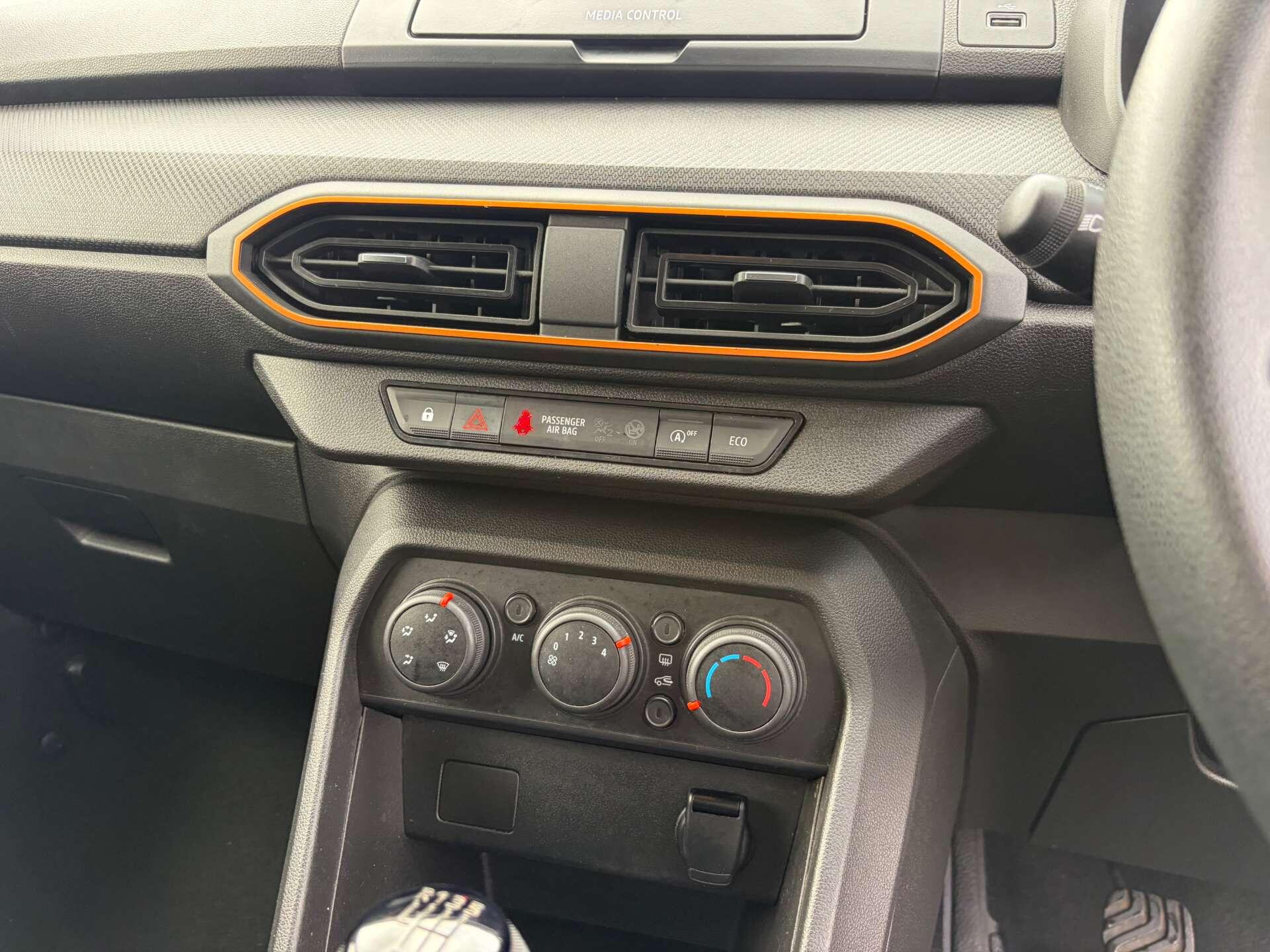 Dacia Sandero Stepway view 39