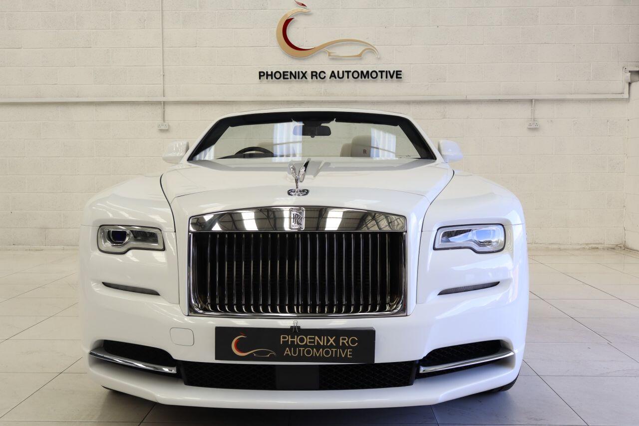Rolls-Royce Dawn view 6