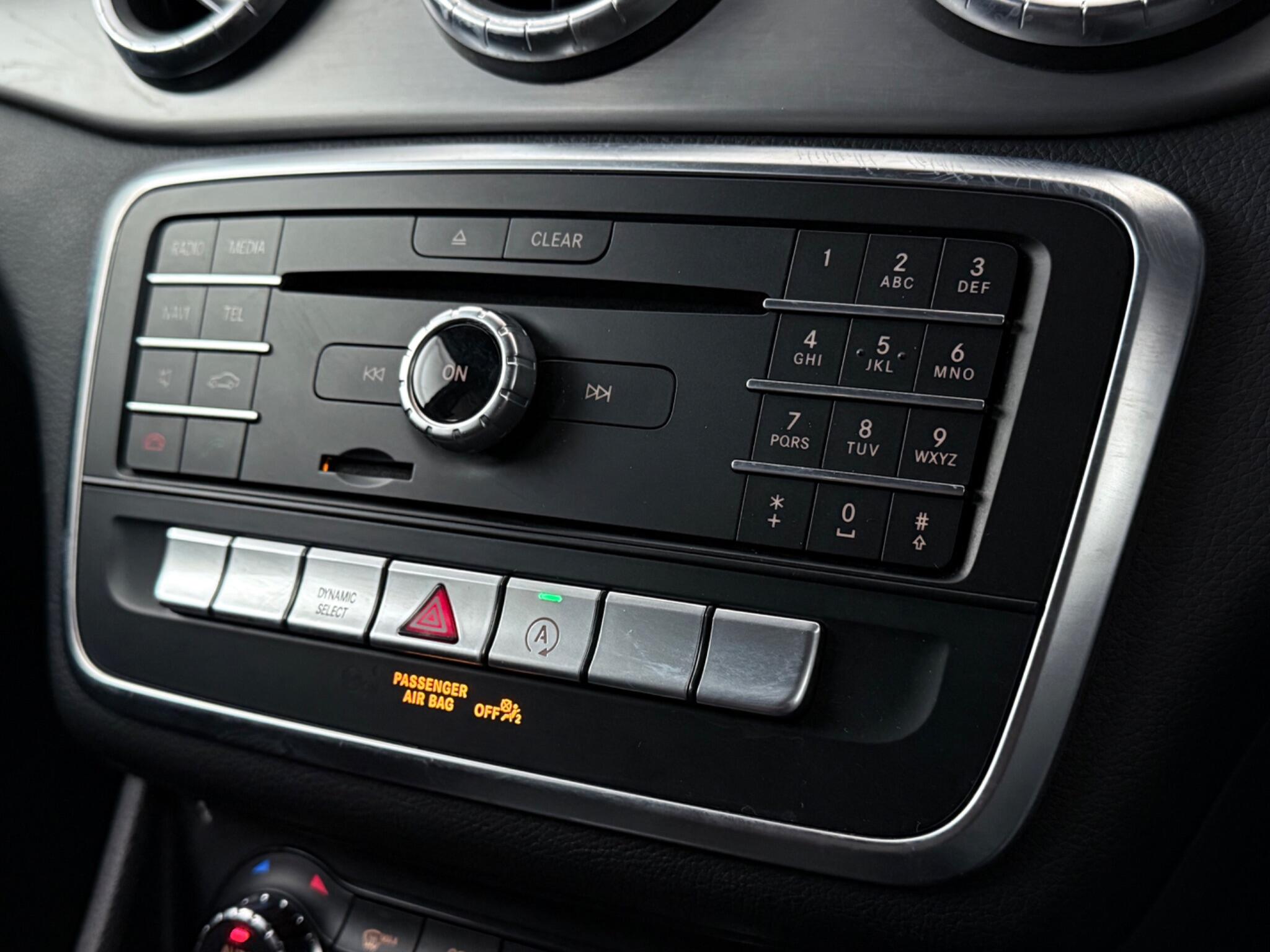 Mercedes-Benz Cla view 27