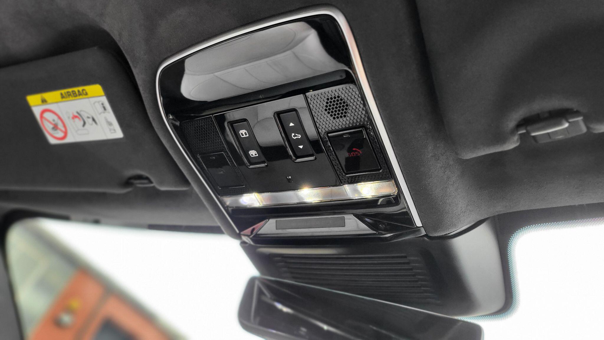 Land Rover Range Rover Sport view 27