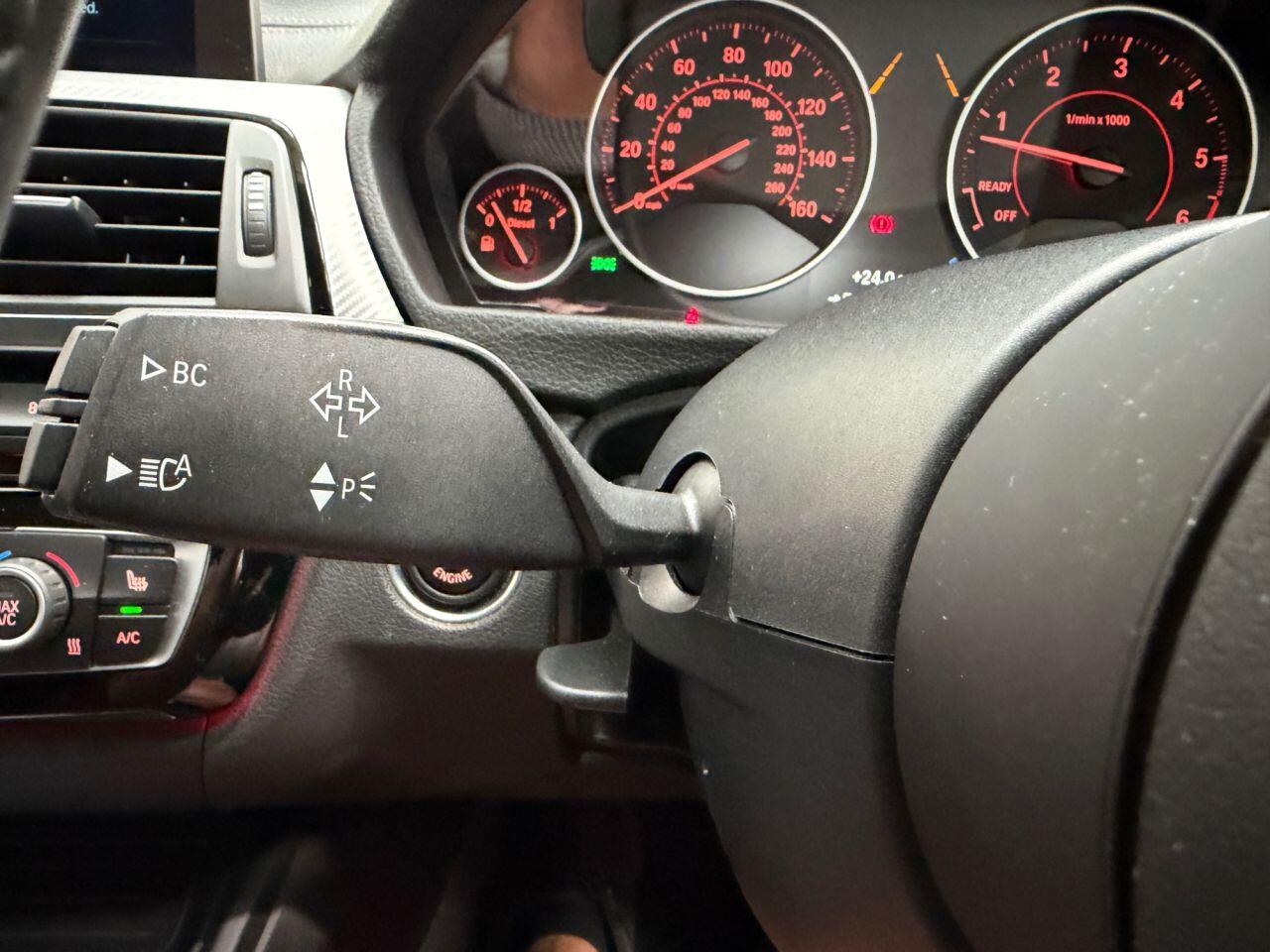 BMW 3 Series view 33