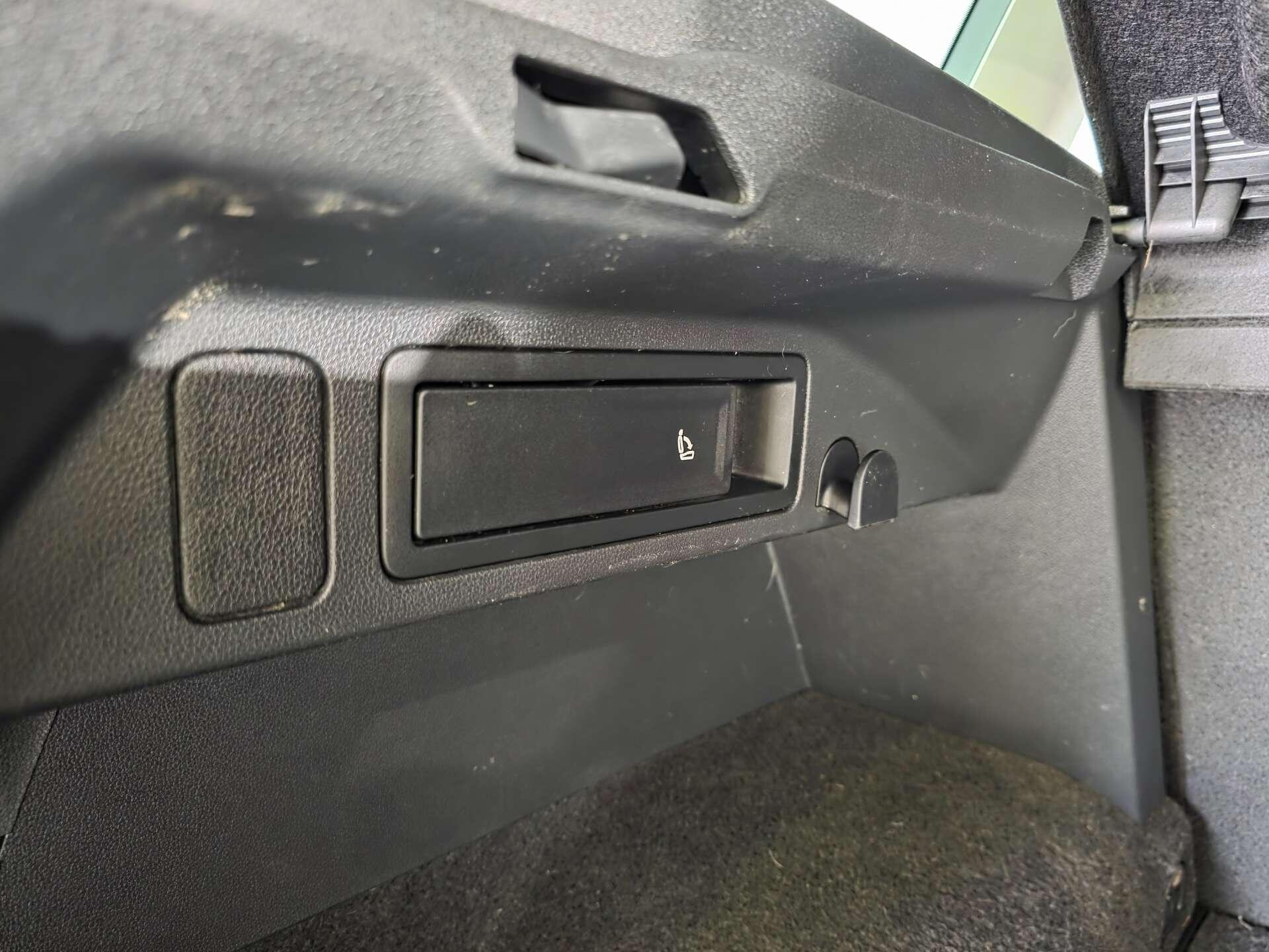 Volkswagen Tiguan view 57