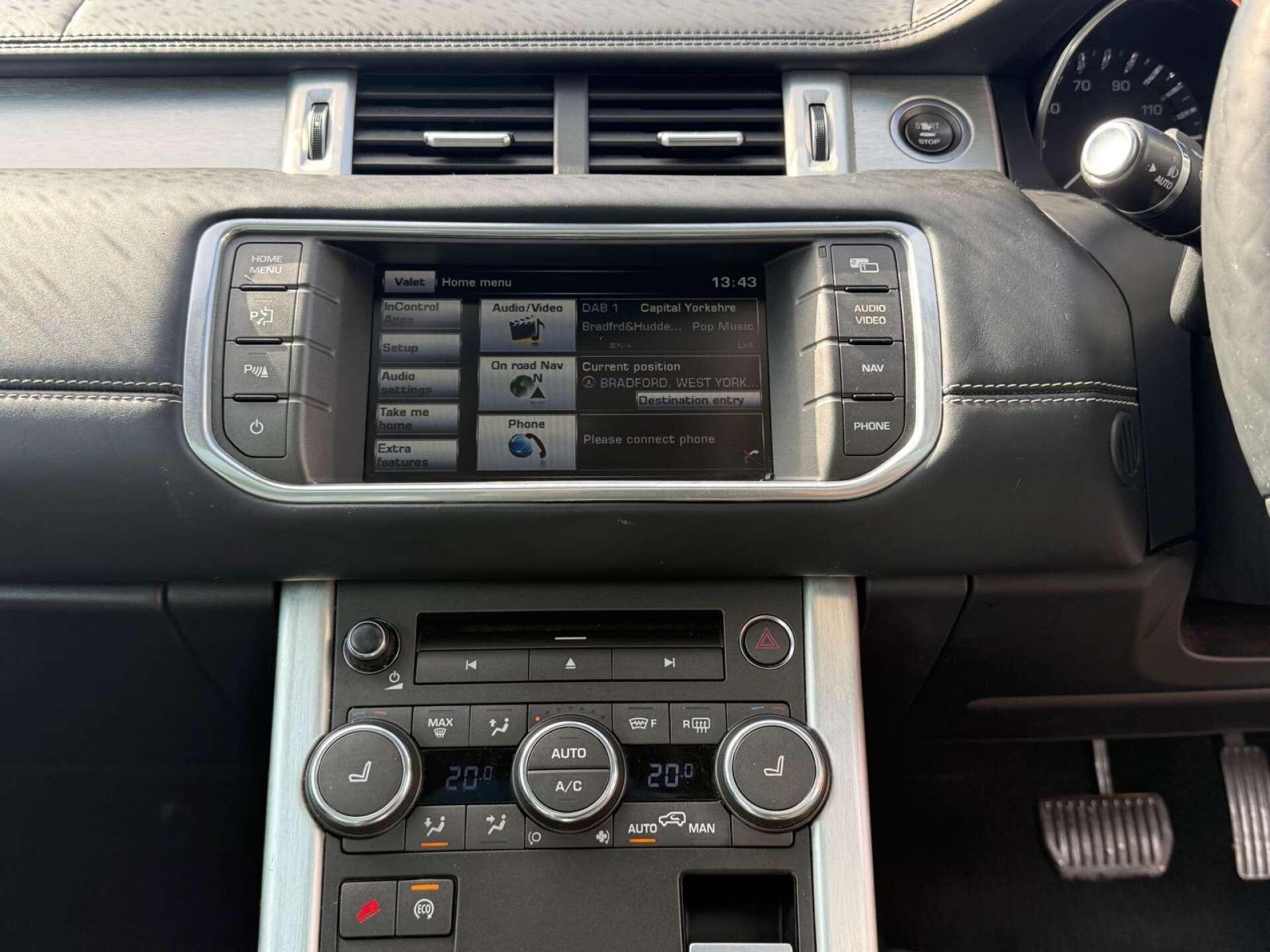 Land Rover Range Rover Evoque view 42