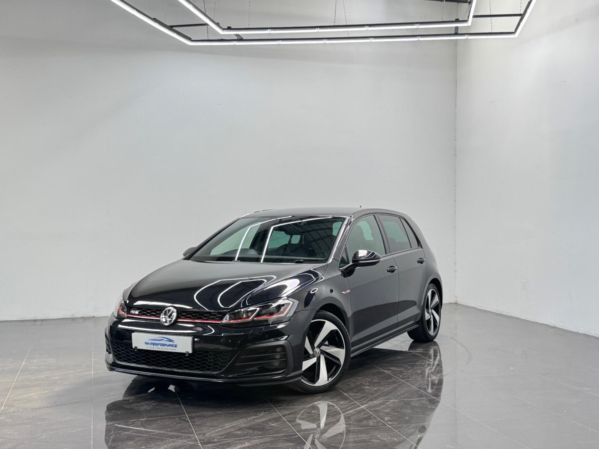 Volkswagen Golf view 13