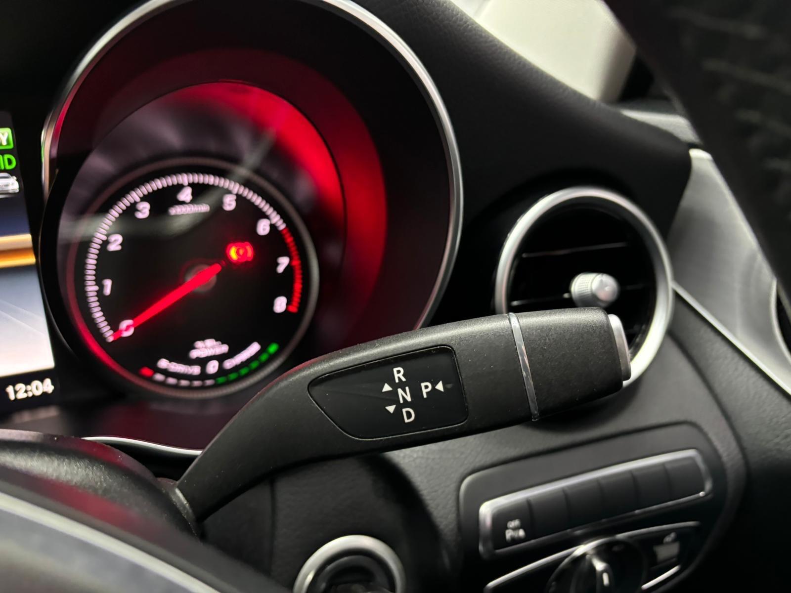 Mercedes-Benz C Class view 26