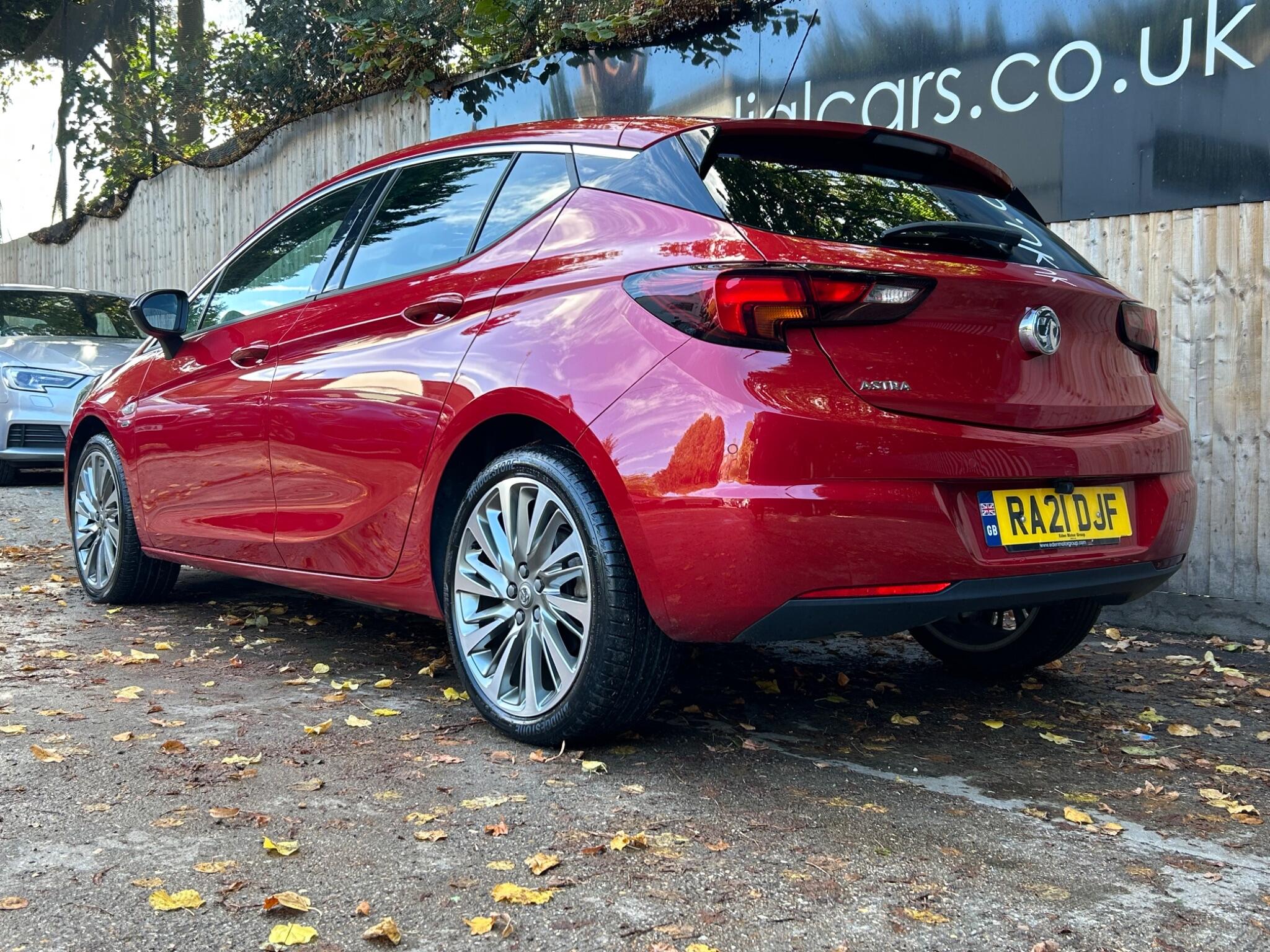 Vauxhall Astra view 16
