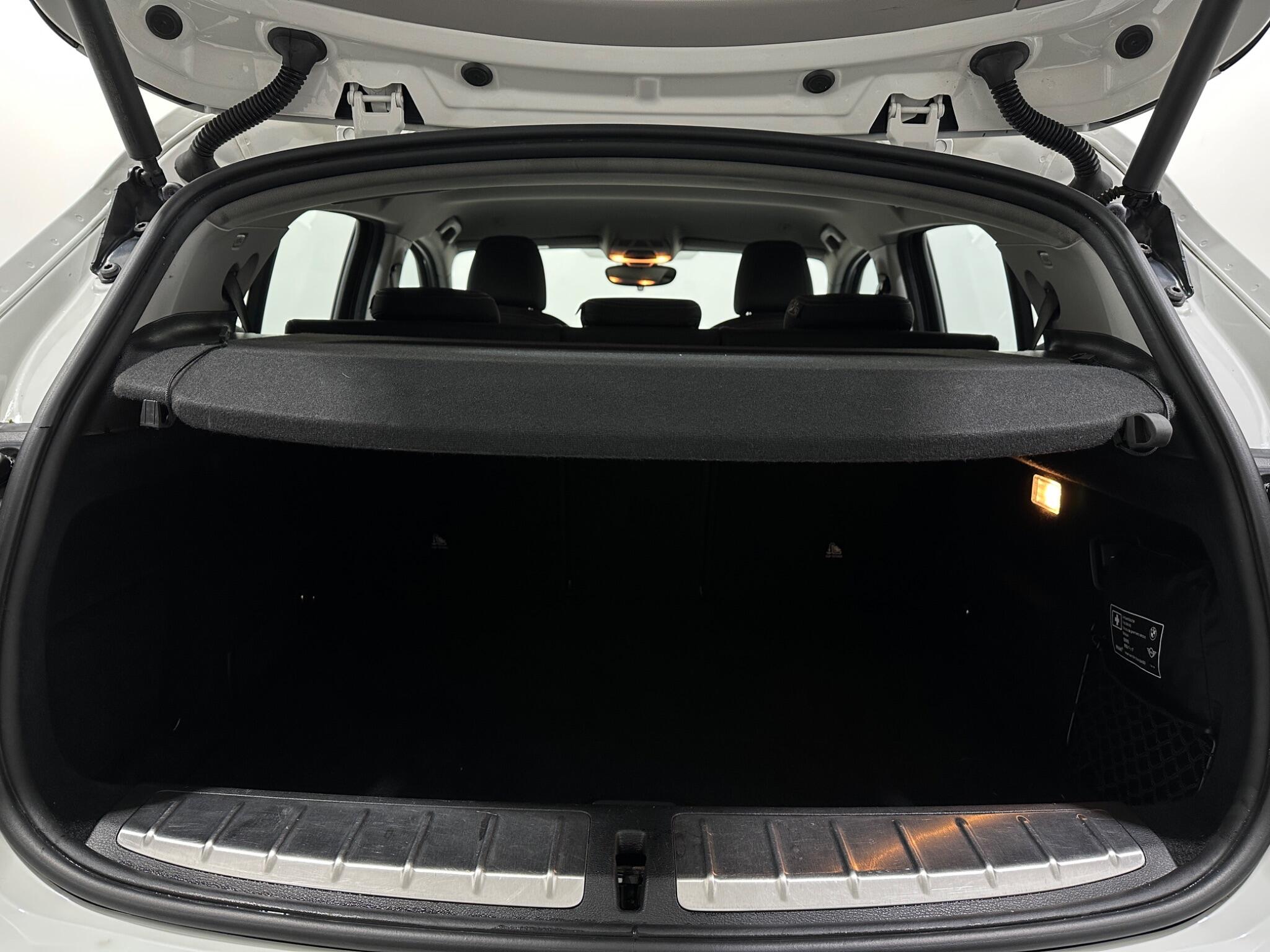 BMW X2 view 49