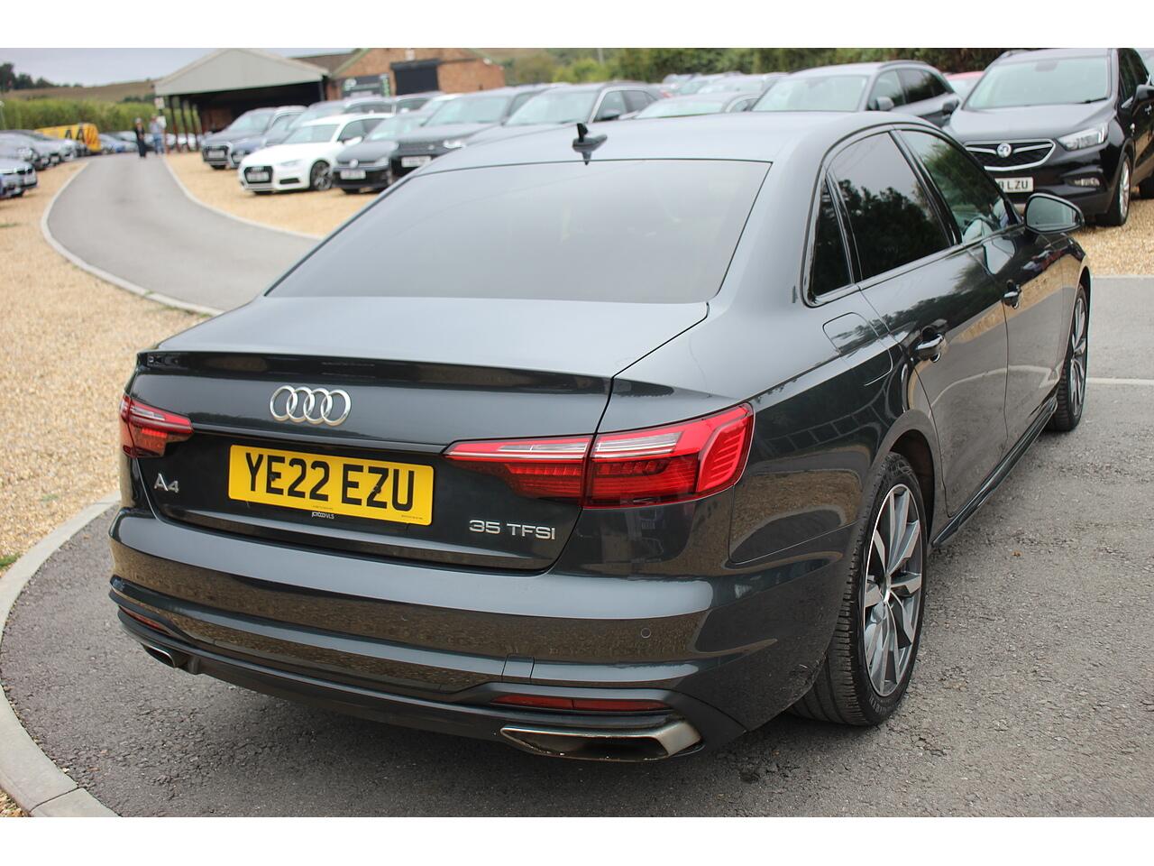 Audi A4 view 11