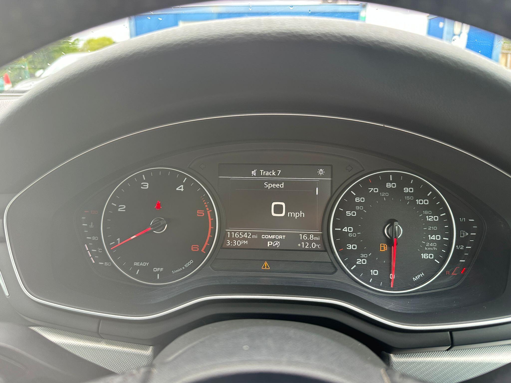 Audi A4 Avant view 28