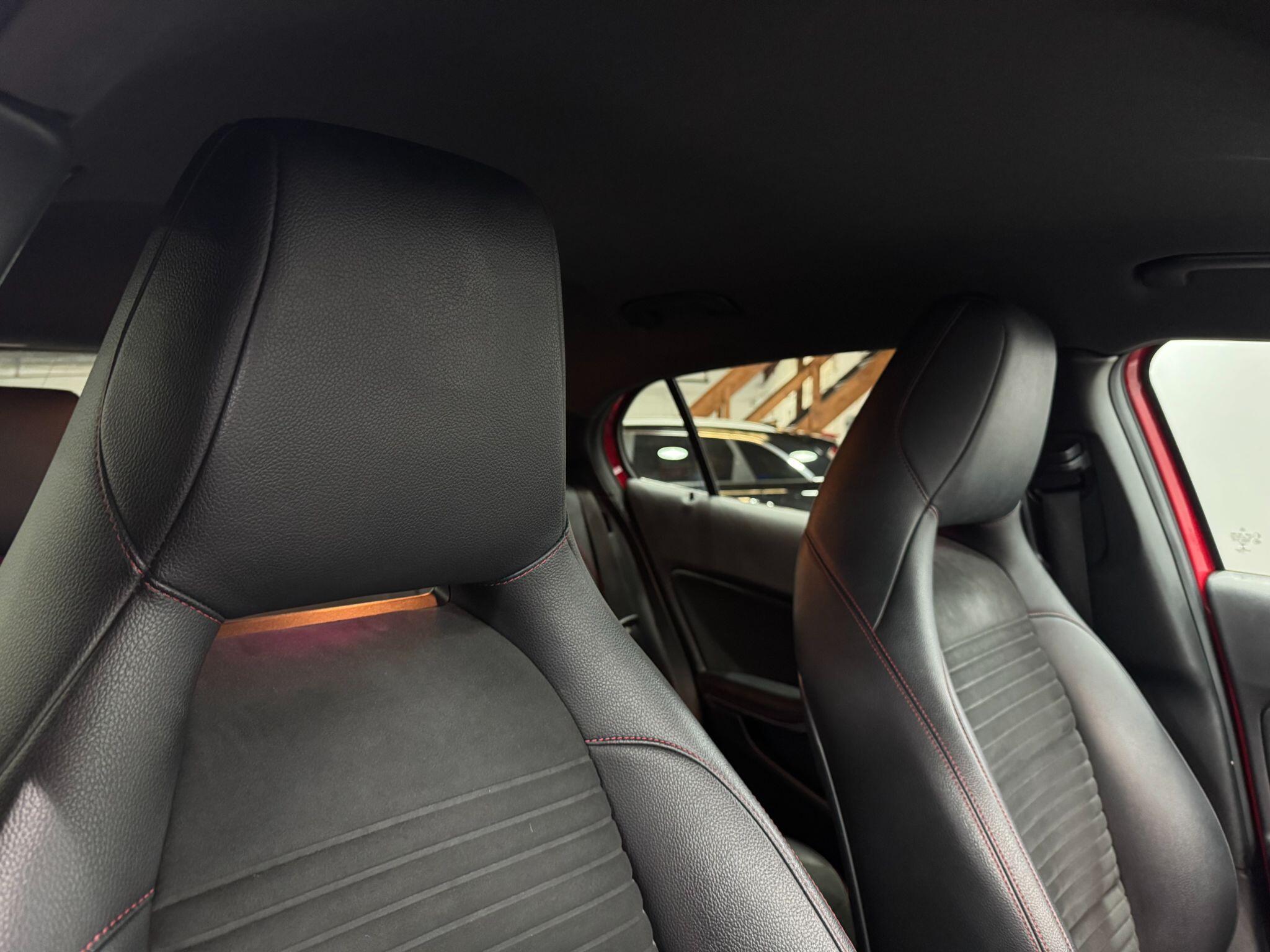 Mercedes-Benz Gla view 26
