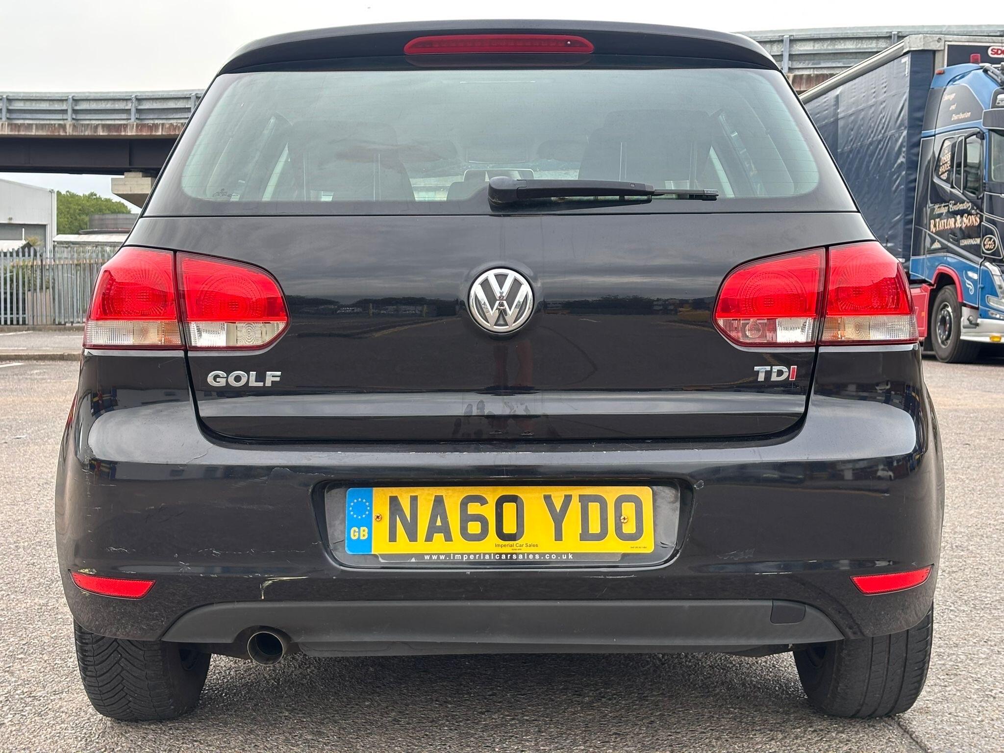 Volkswagen Golf view 17