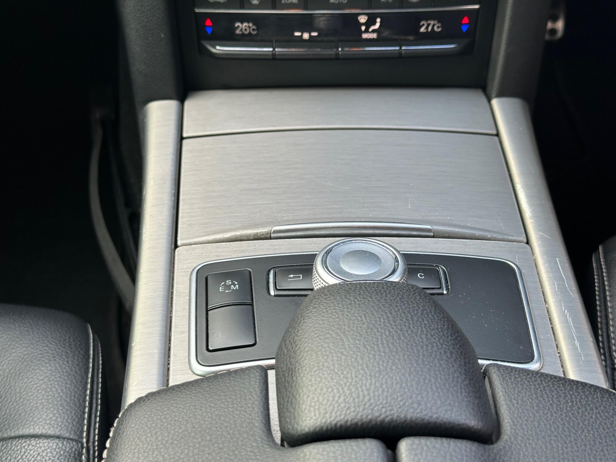 Mercedes-Benz E-Class view 33