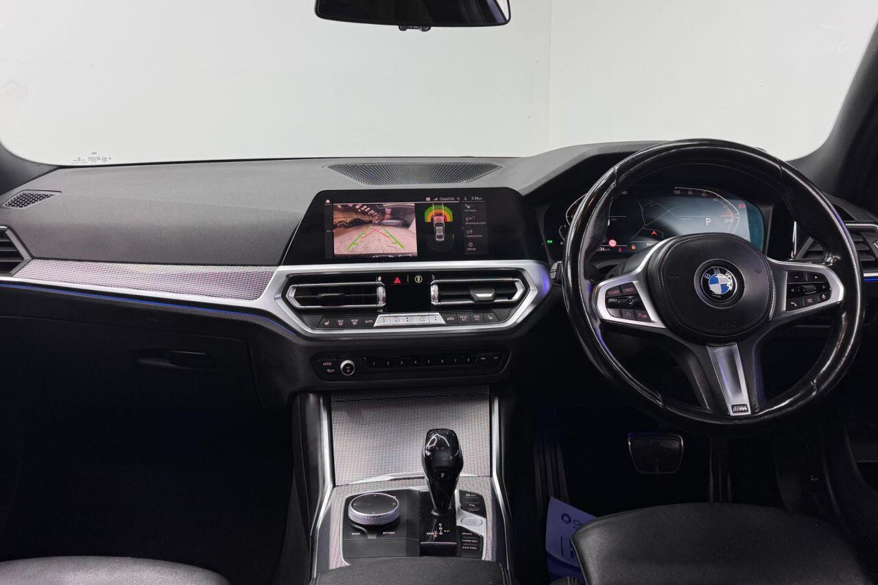 BMW 3 Series view 45
