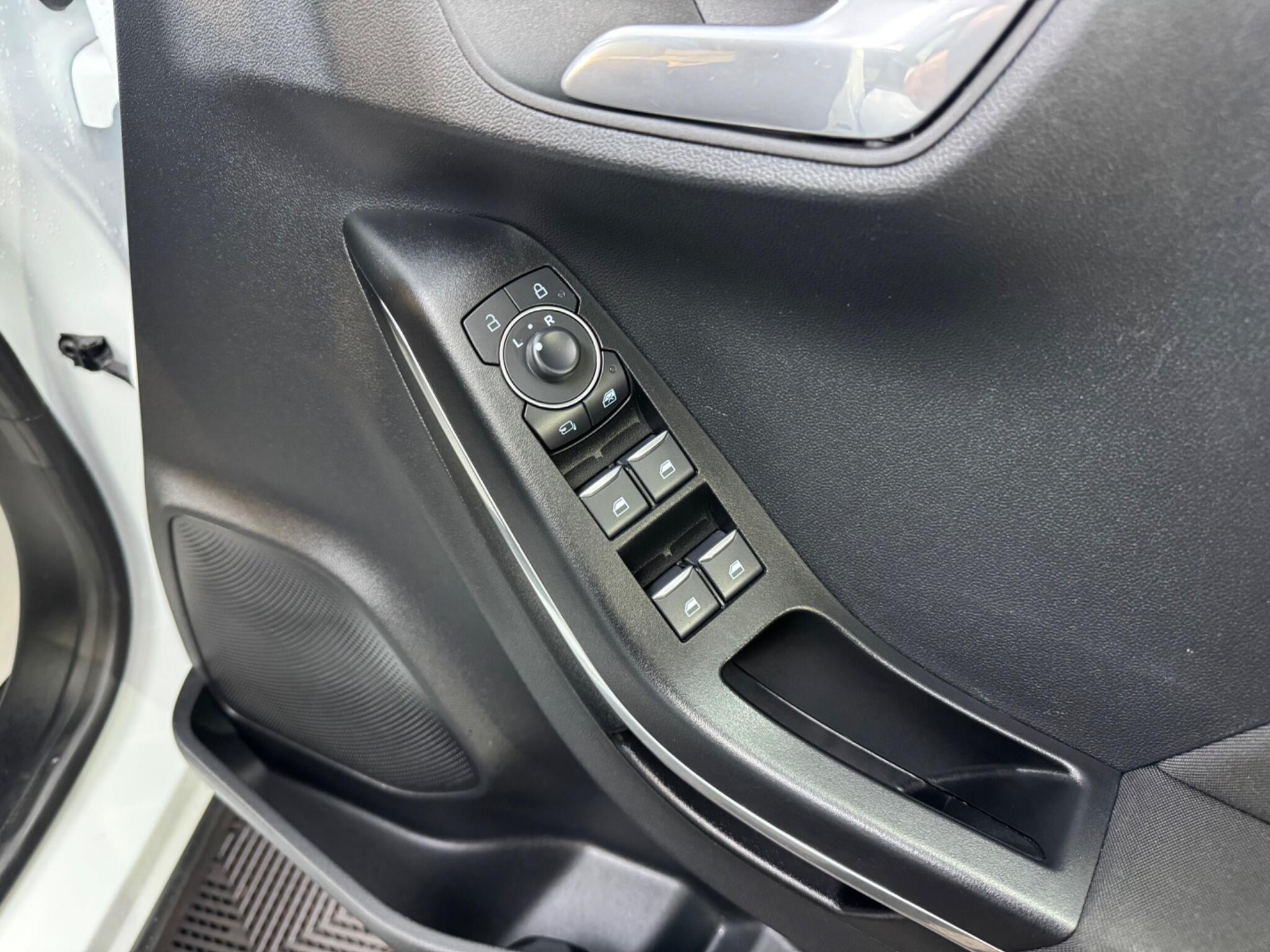 Ford Puma view 35