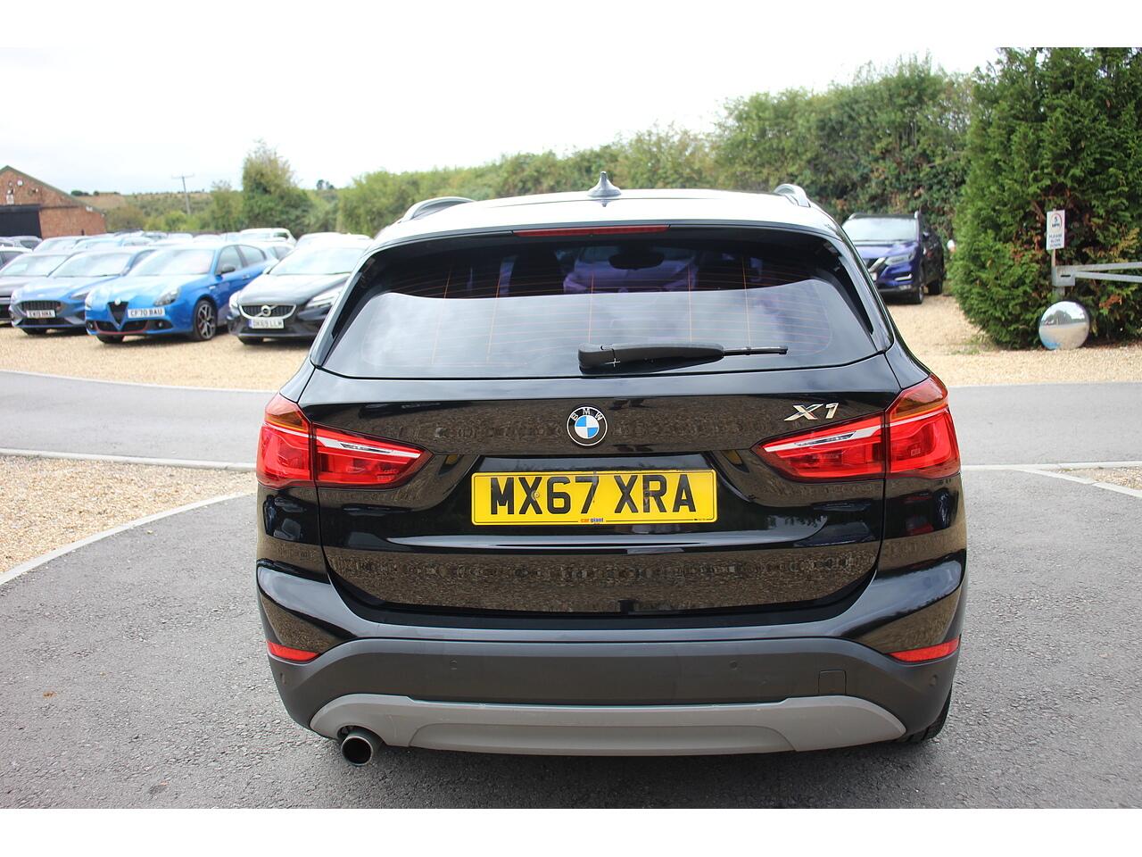 BMW X1 view 11