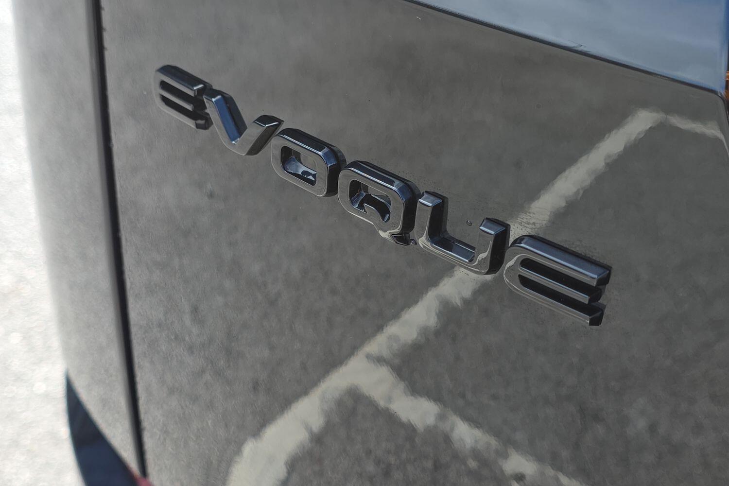 Land Rover Range Rover Evoque view 22