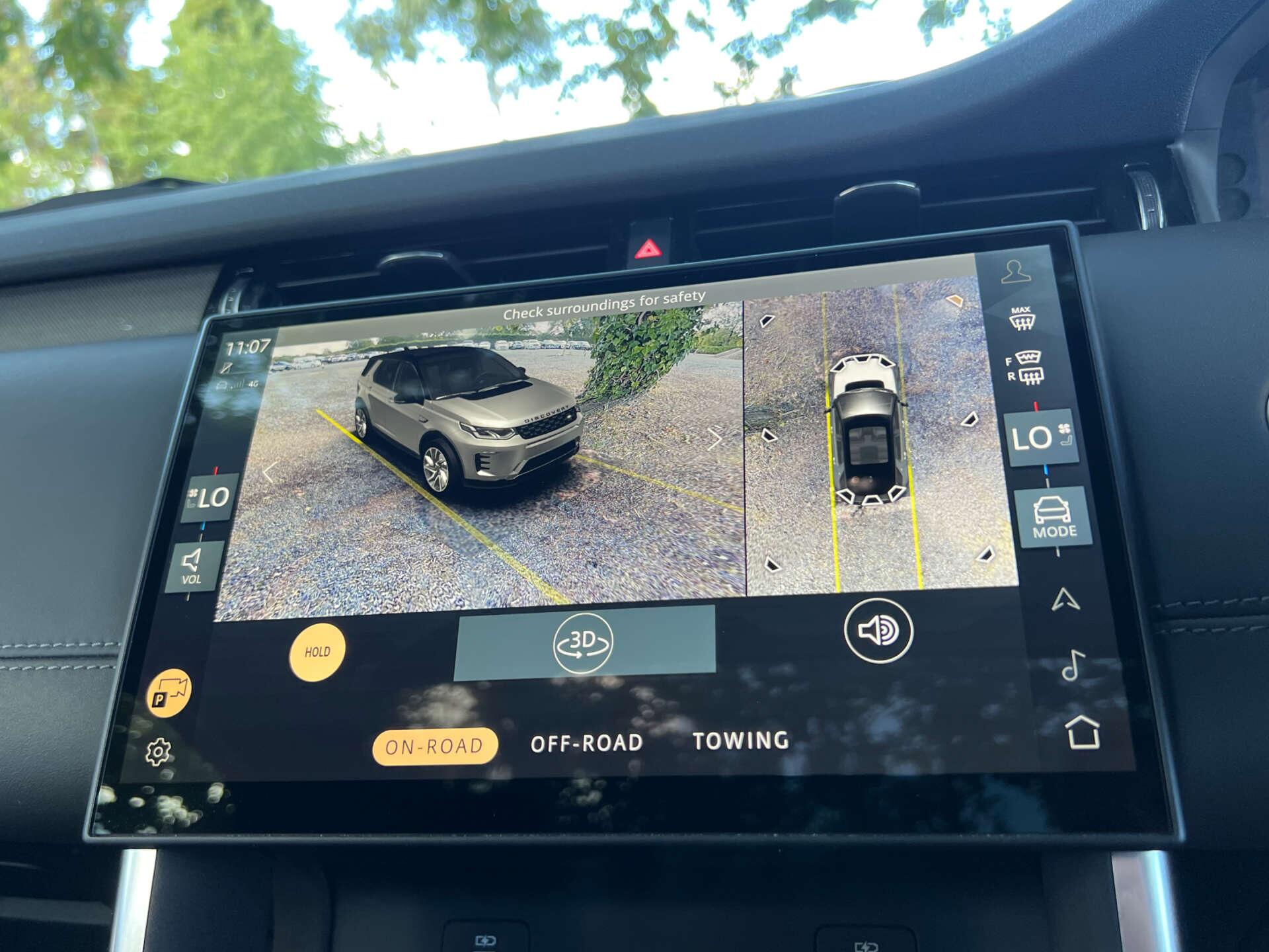 Land Rover Discovery Sport view 50