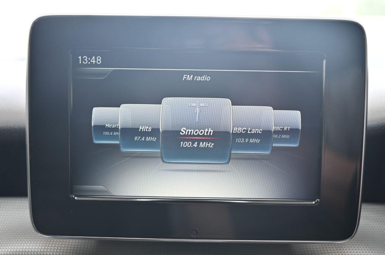 Mercedes-Benz Cla view 23