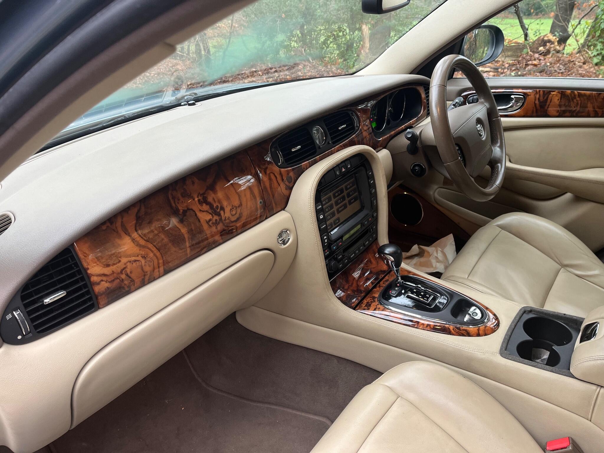 2005 Jaguar XJ 2.7 TDVi Executive 4dr • 89,000 miles image 9
