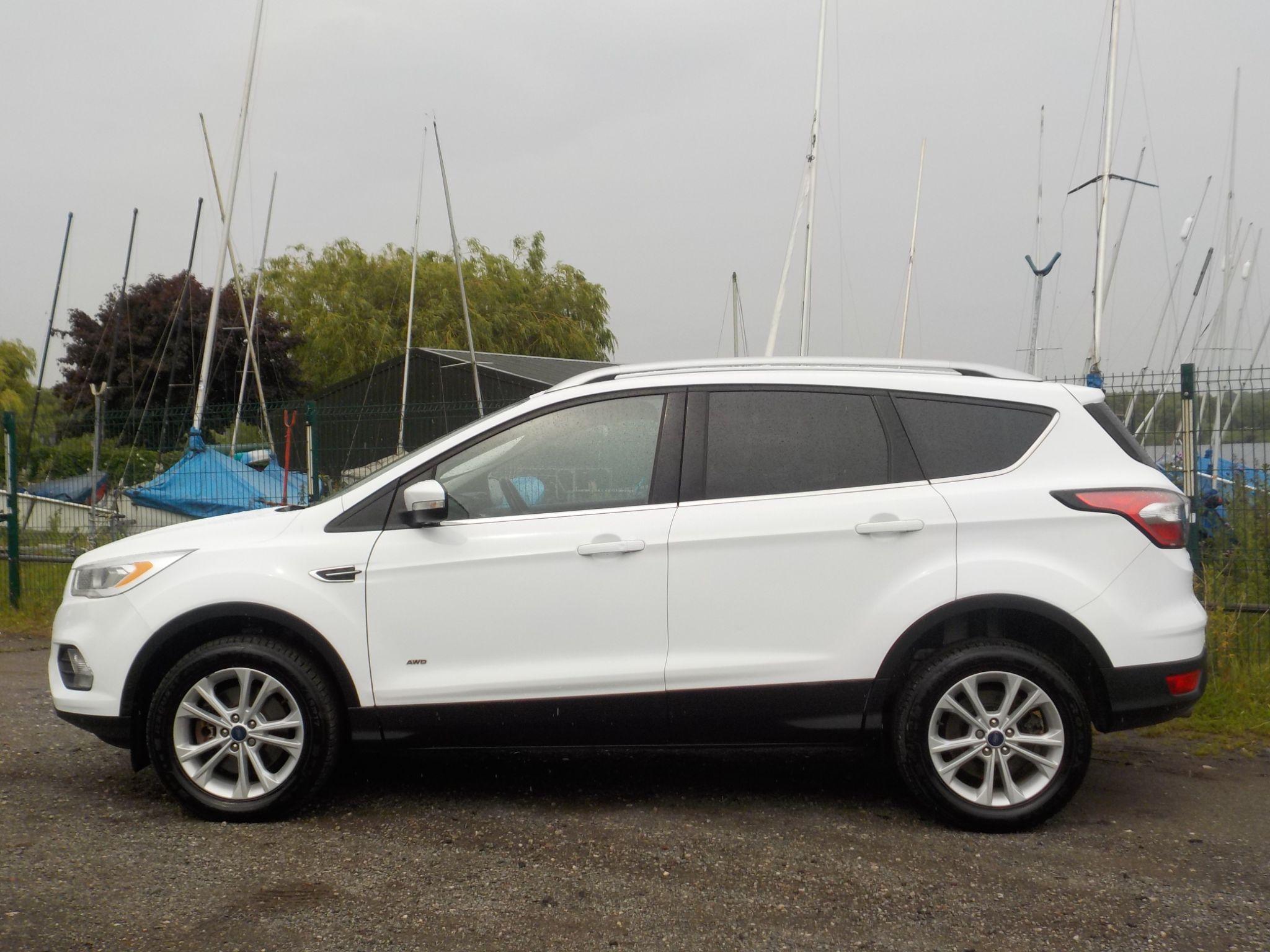 Ford Kuga 2.0 TDCi Titanium AWD Euro 6 (s/s) 5dr