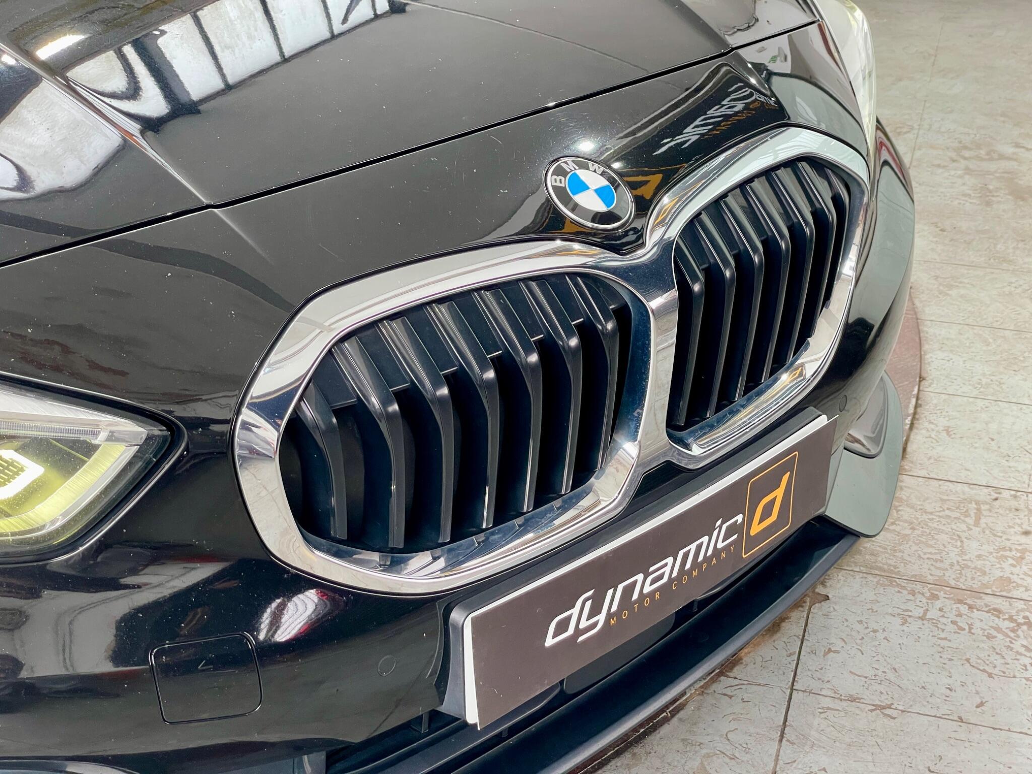 BMW 1 Series view 29