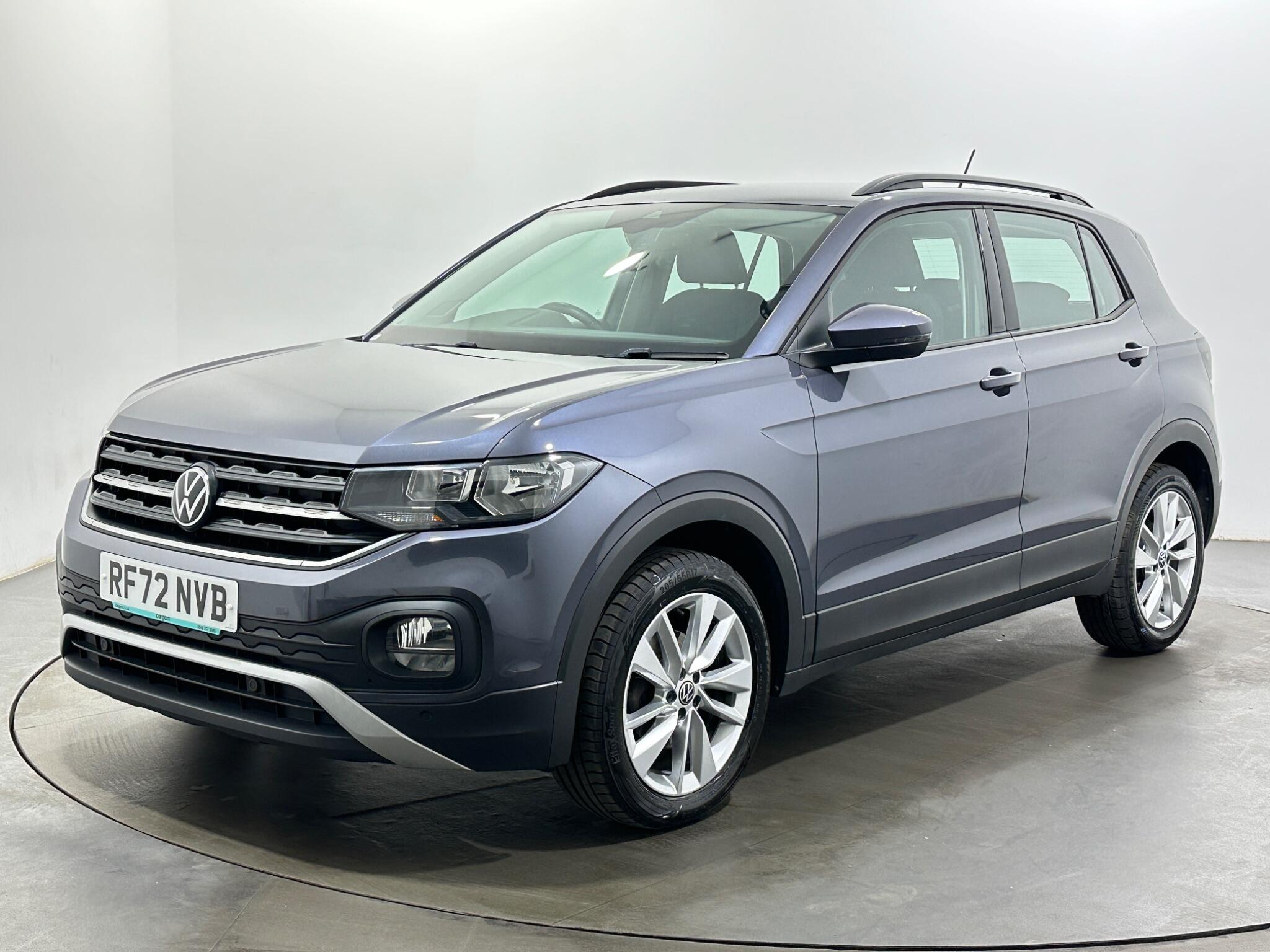 Volkswagen T-Cross view 4
