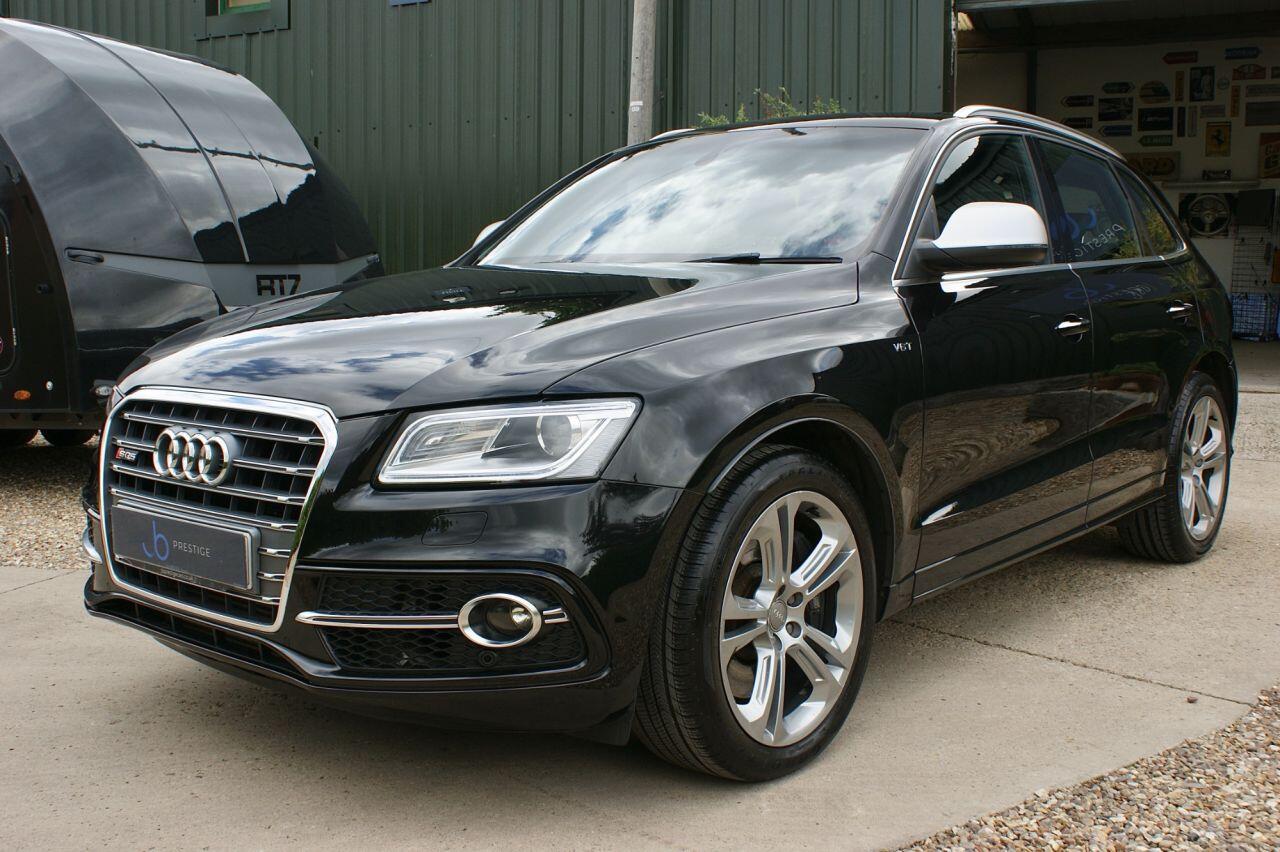 Audi SQ5 view 23