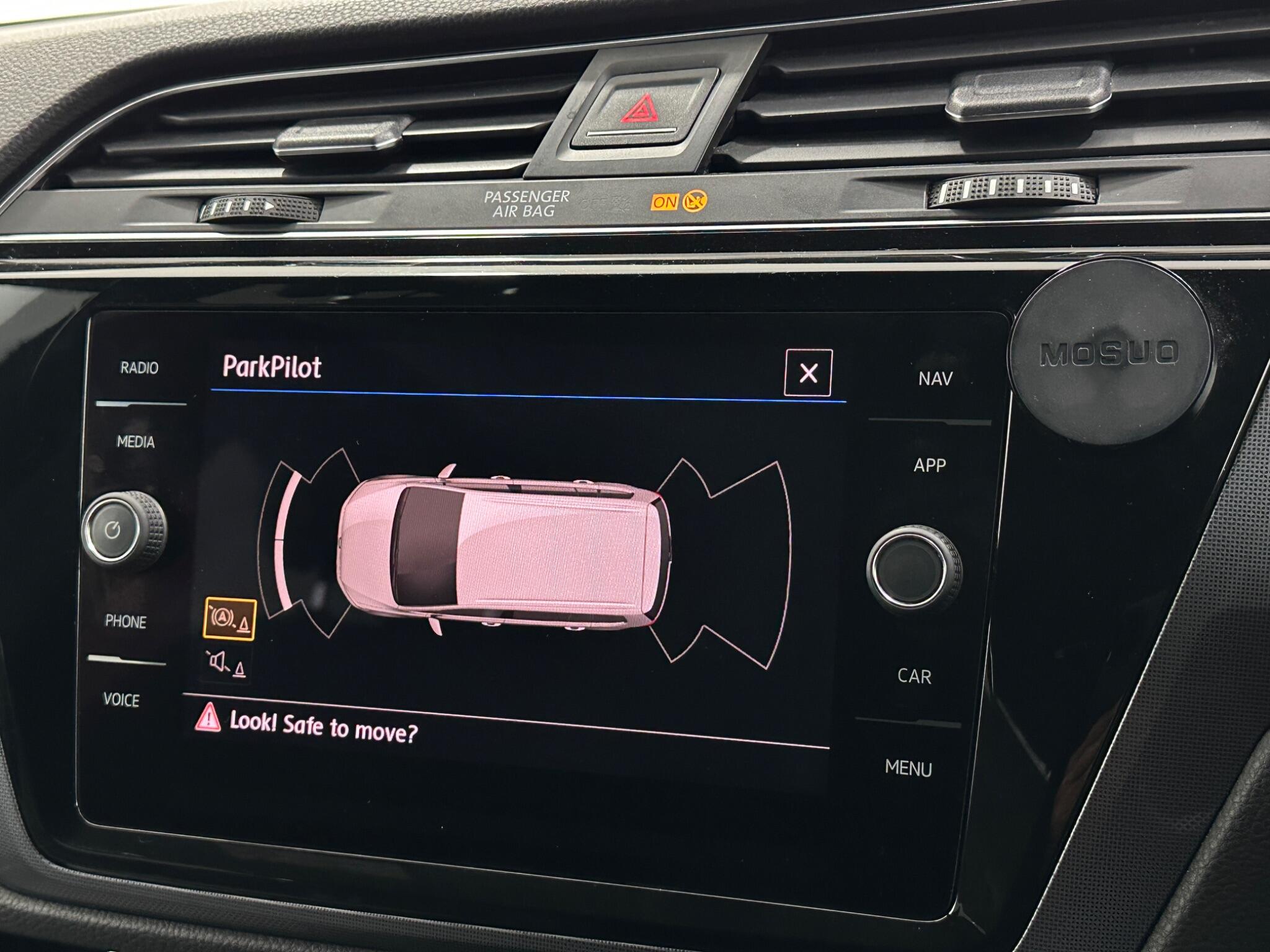 Volkswagen Touran view 23