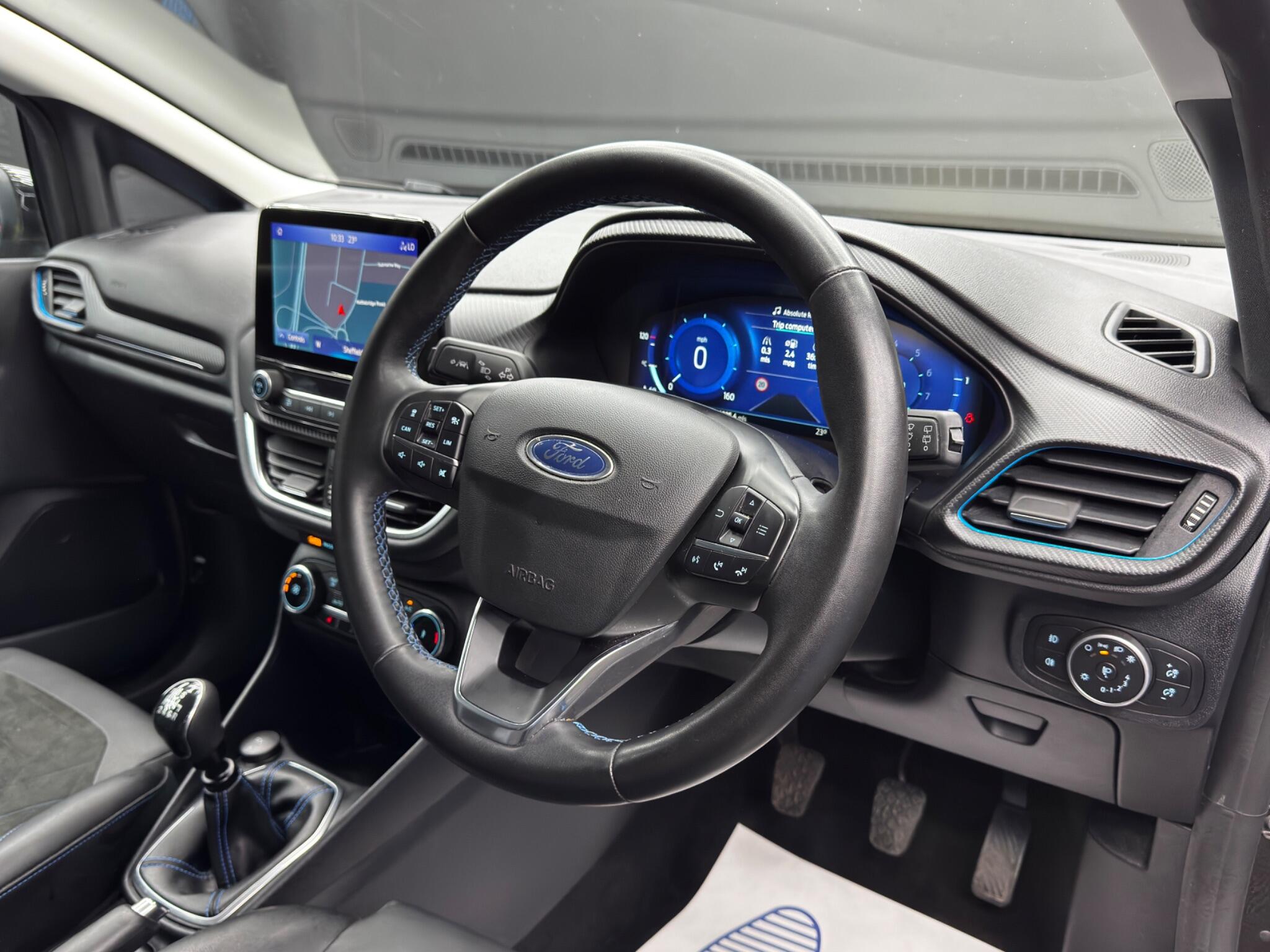Ford Fiesta view 9