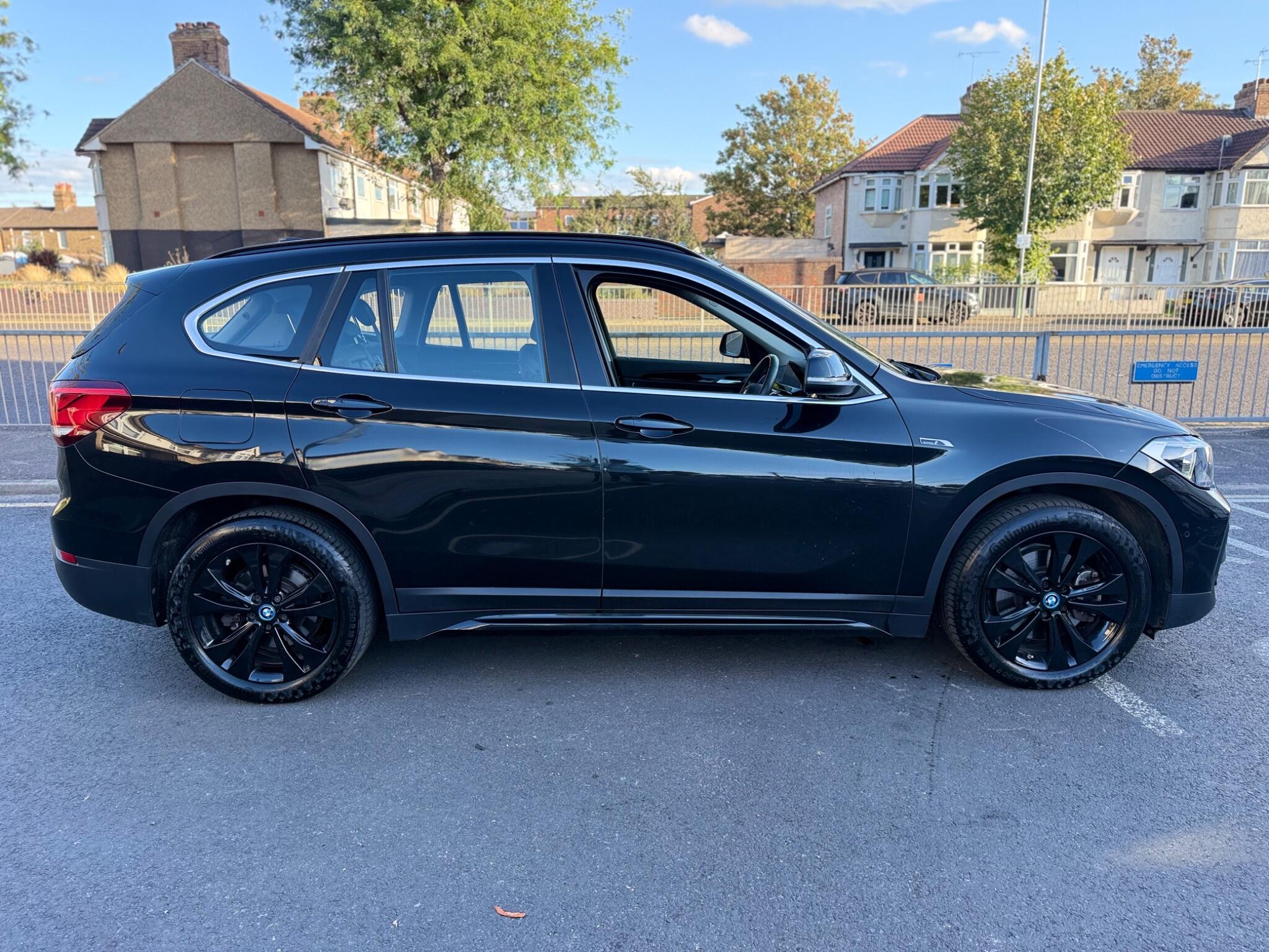BMW X1 view 9