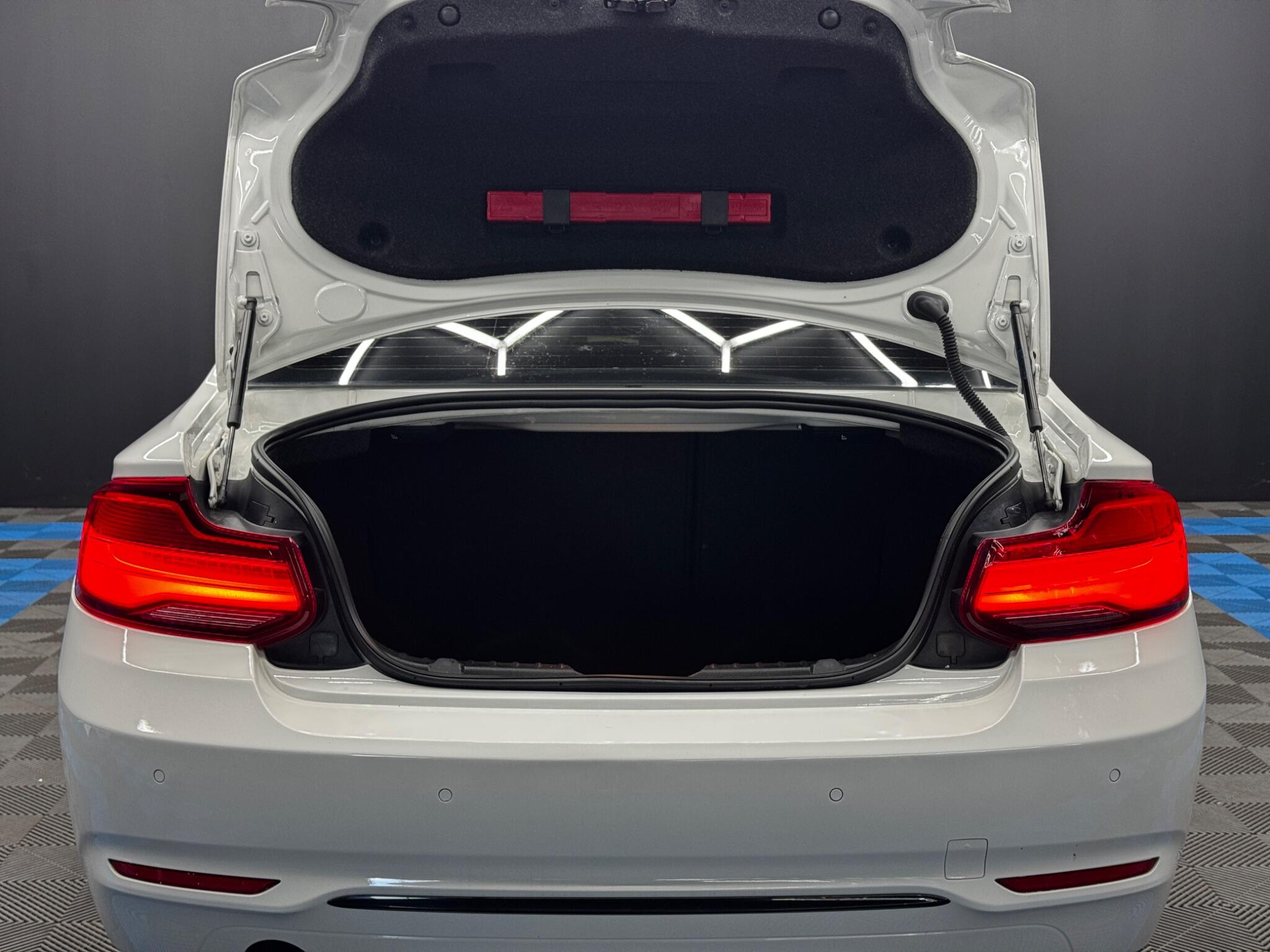 BMW 2 Series view 40