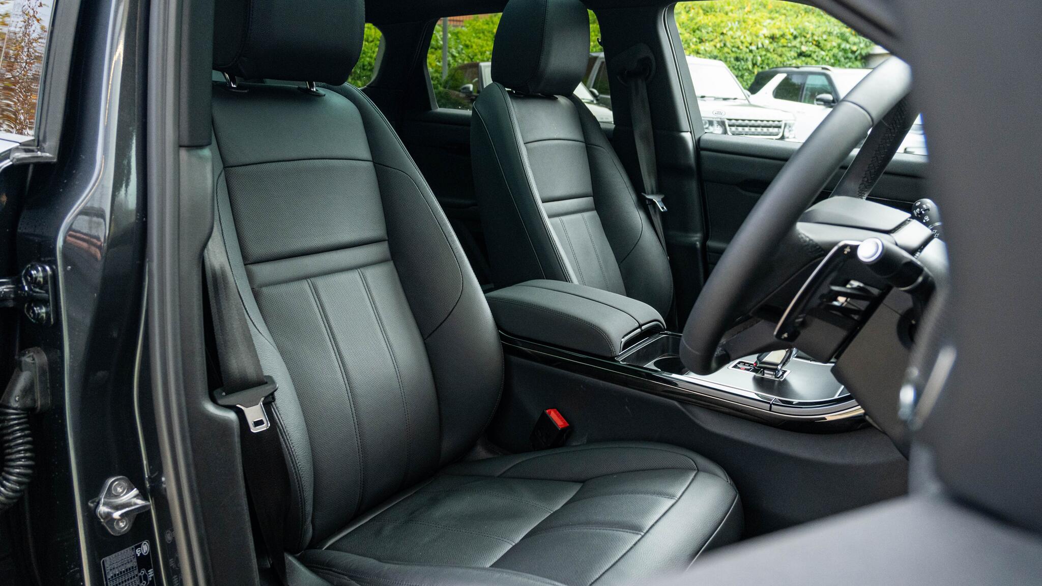 Land Rover Range Rover Evoque view 48