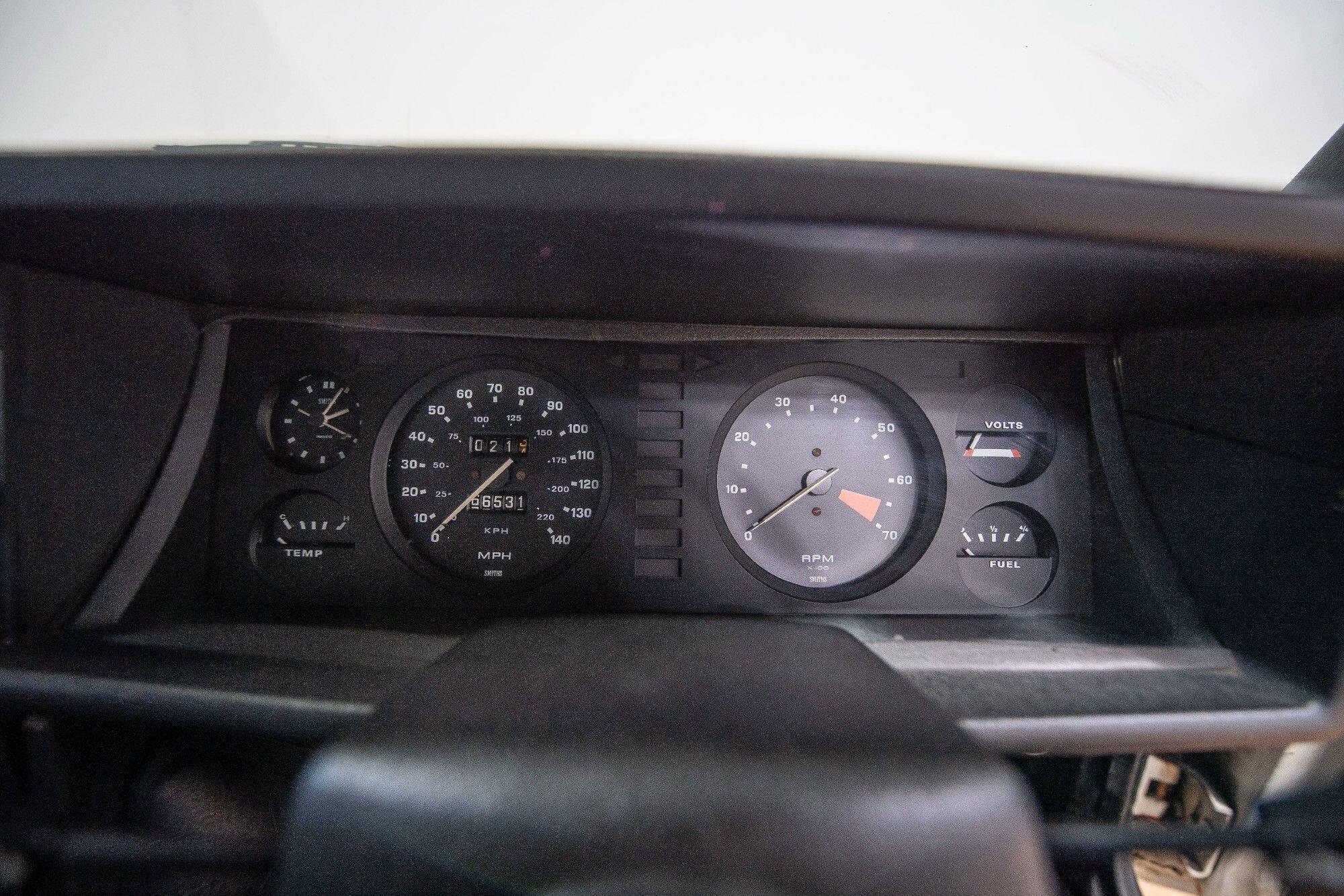 Triumph 1976 Triumph view 14